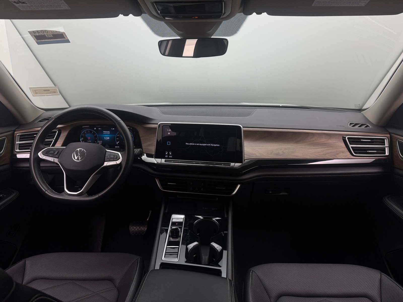 Thumbnail: 2025 Volkswagen Atlas - 3
