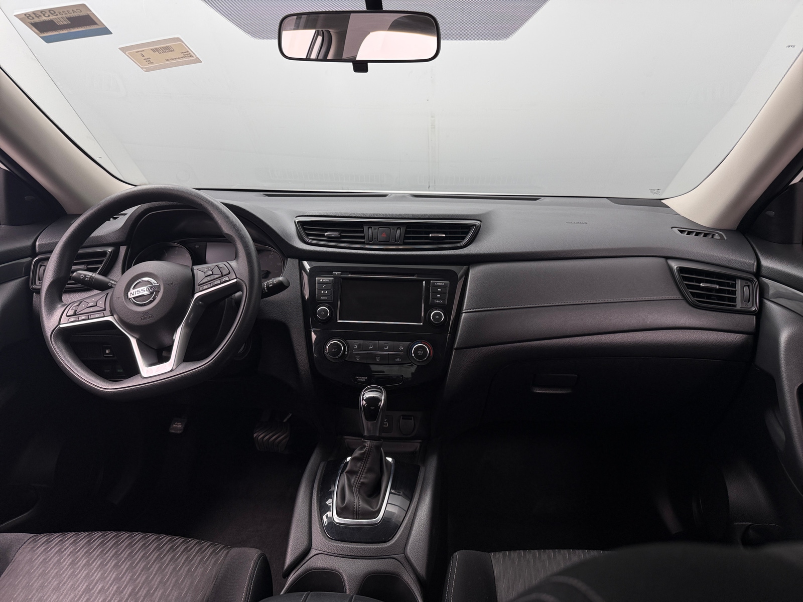 Thumbnail: 2018 Nissan Rogue - 3