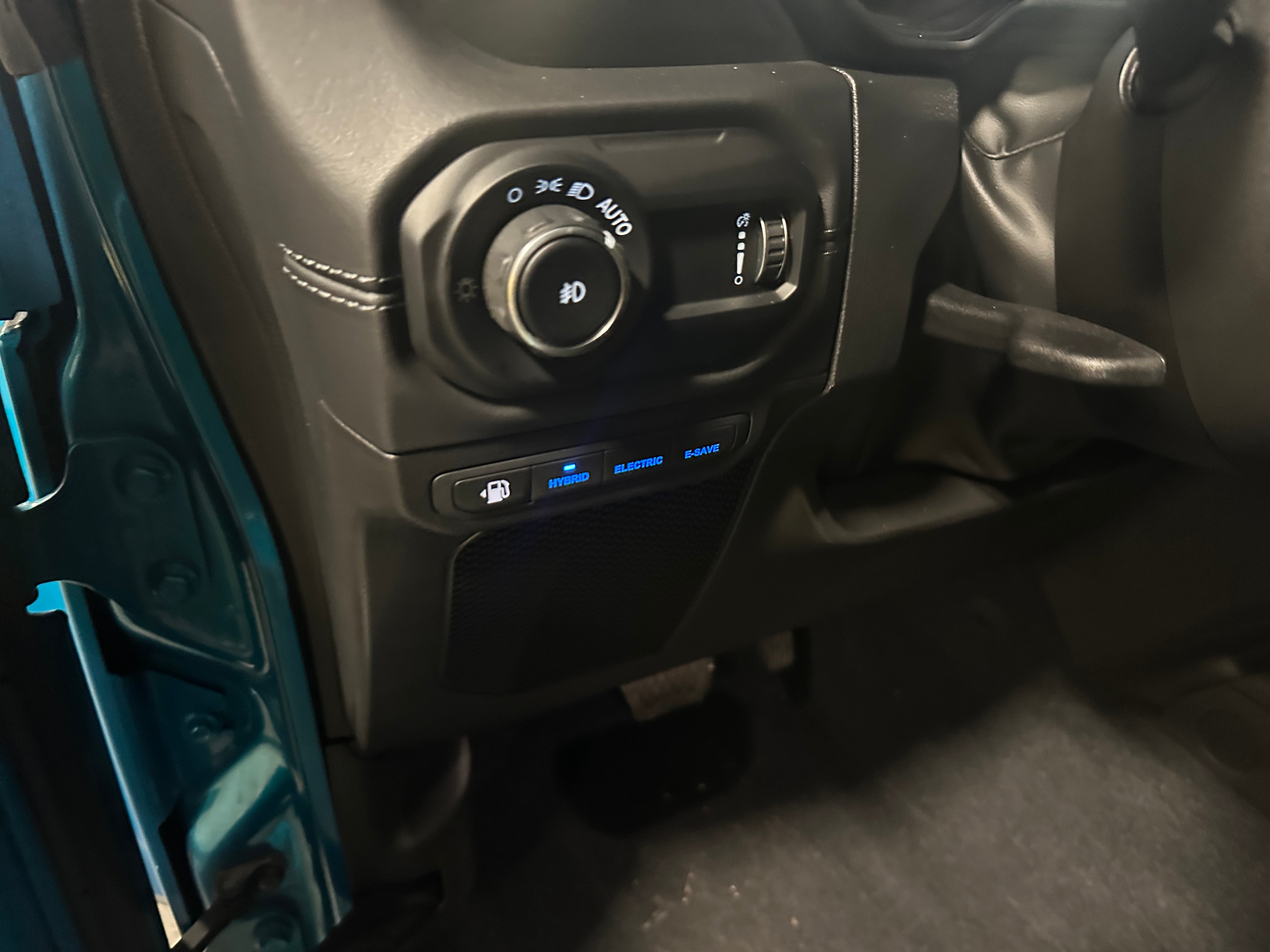 1C4RJXP65RW215584