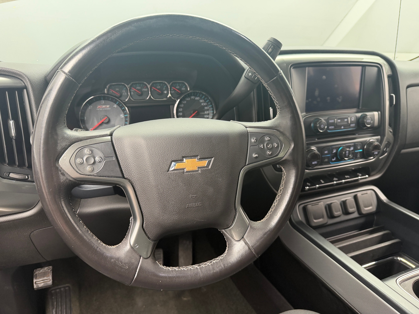 Thumbnail: 2018 Chevrolet Silverado 1500 - 5