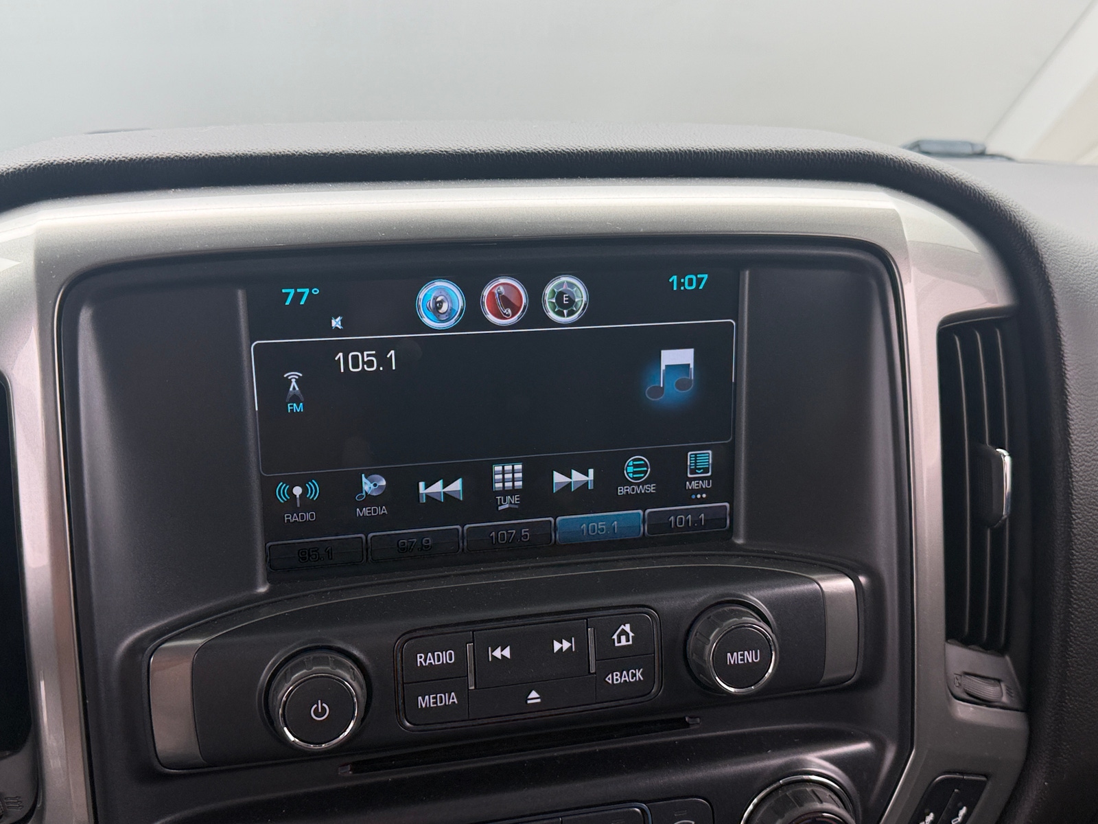 Thumbnail: 2018 Chevrolet Silverado 1500 - 4