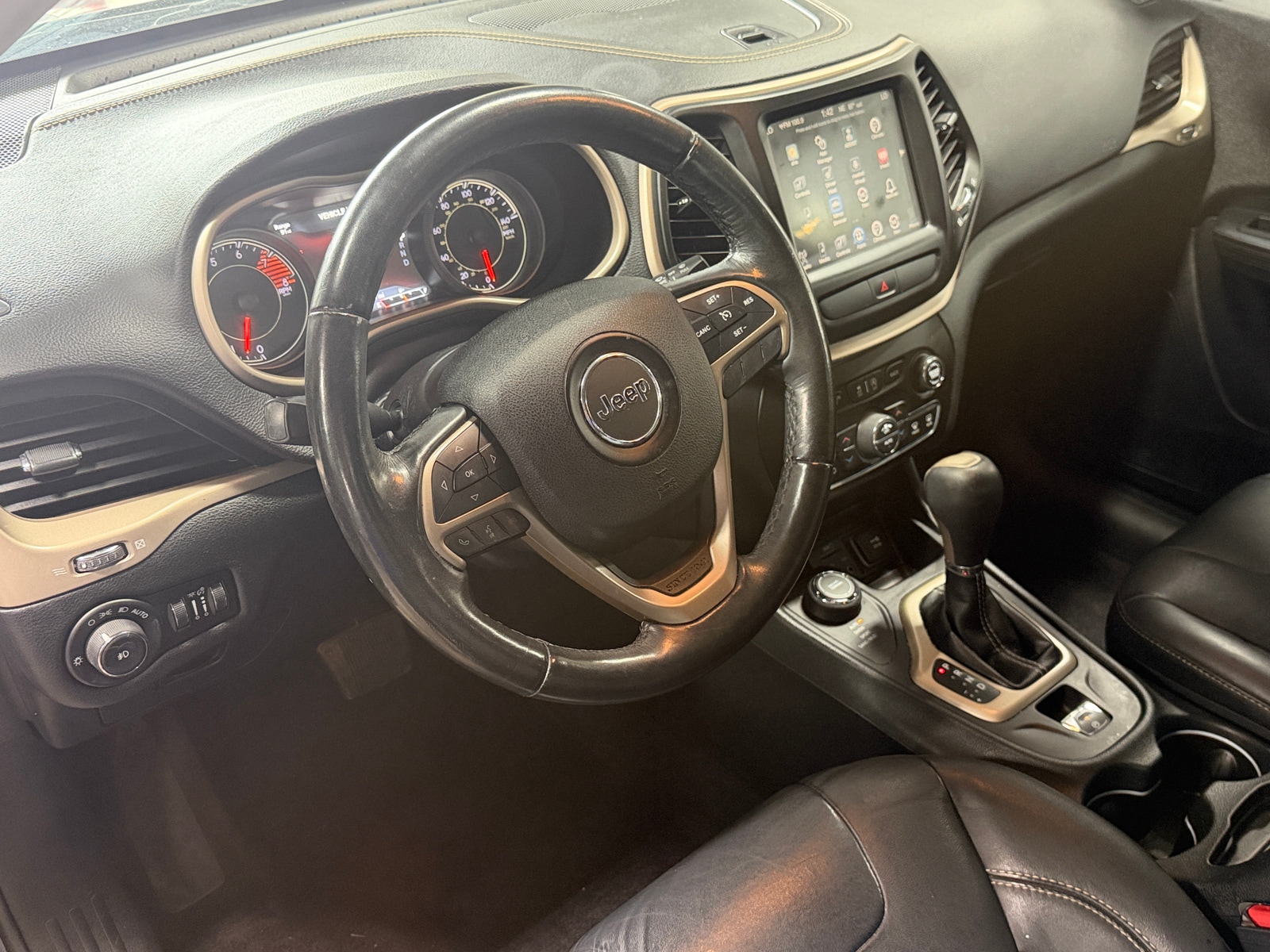 Thumbnail: 2016 Jeep Cherokee - 2