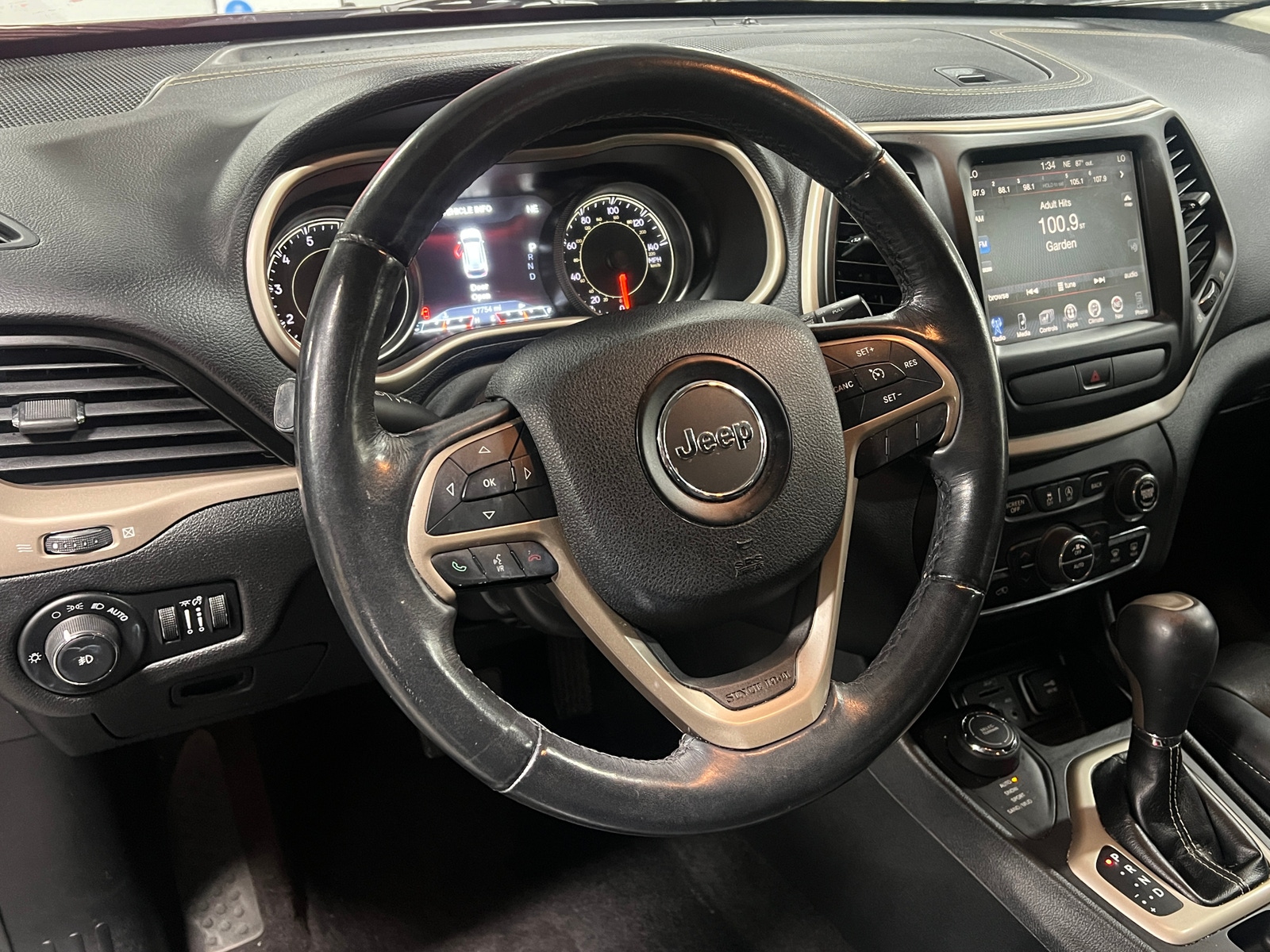 Thumbnail: 2016 Jeep Cherokee - 4