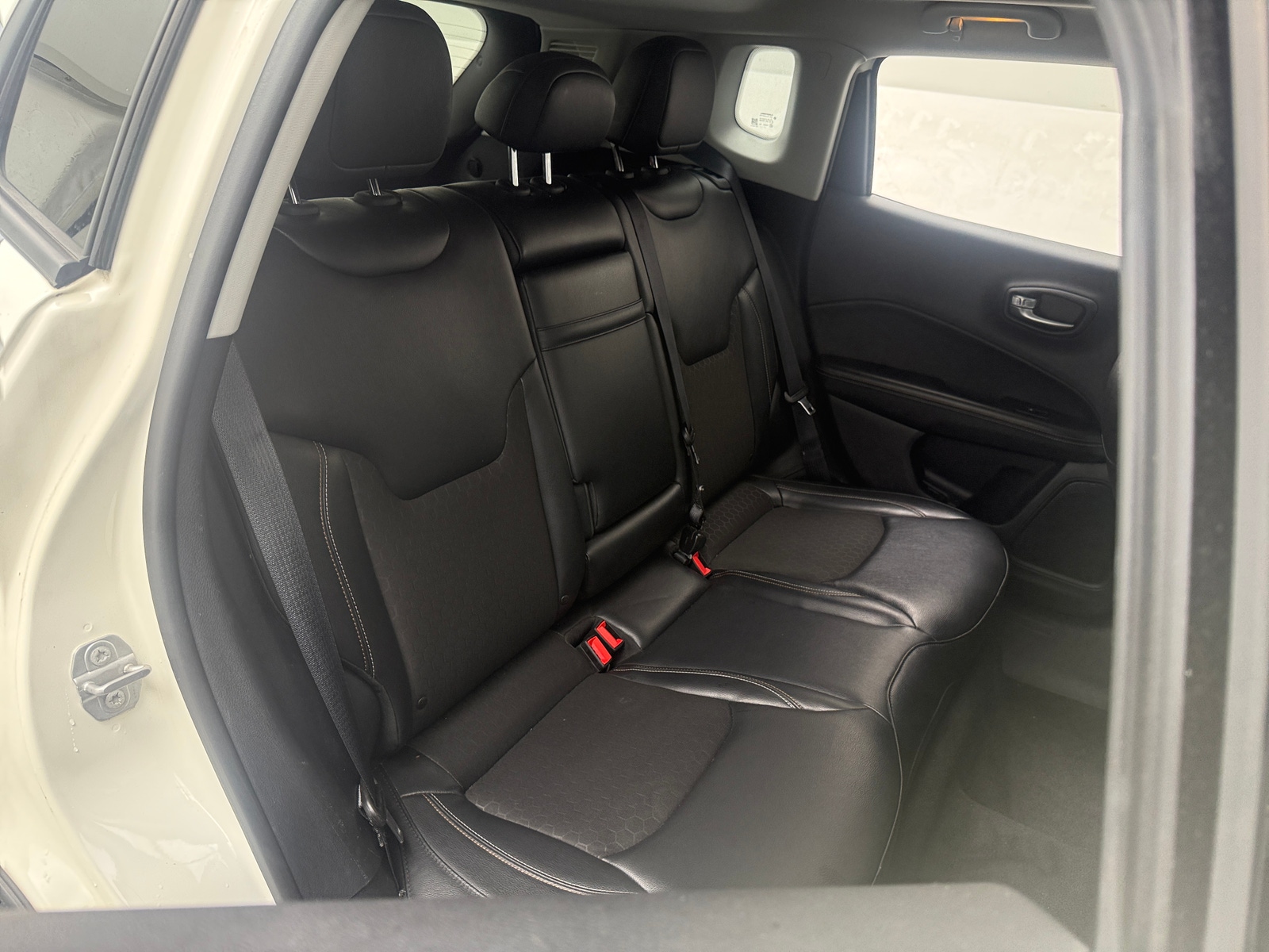 Thumbnail: 2018 Jeep Compass - 6