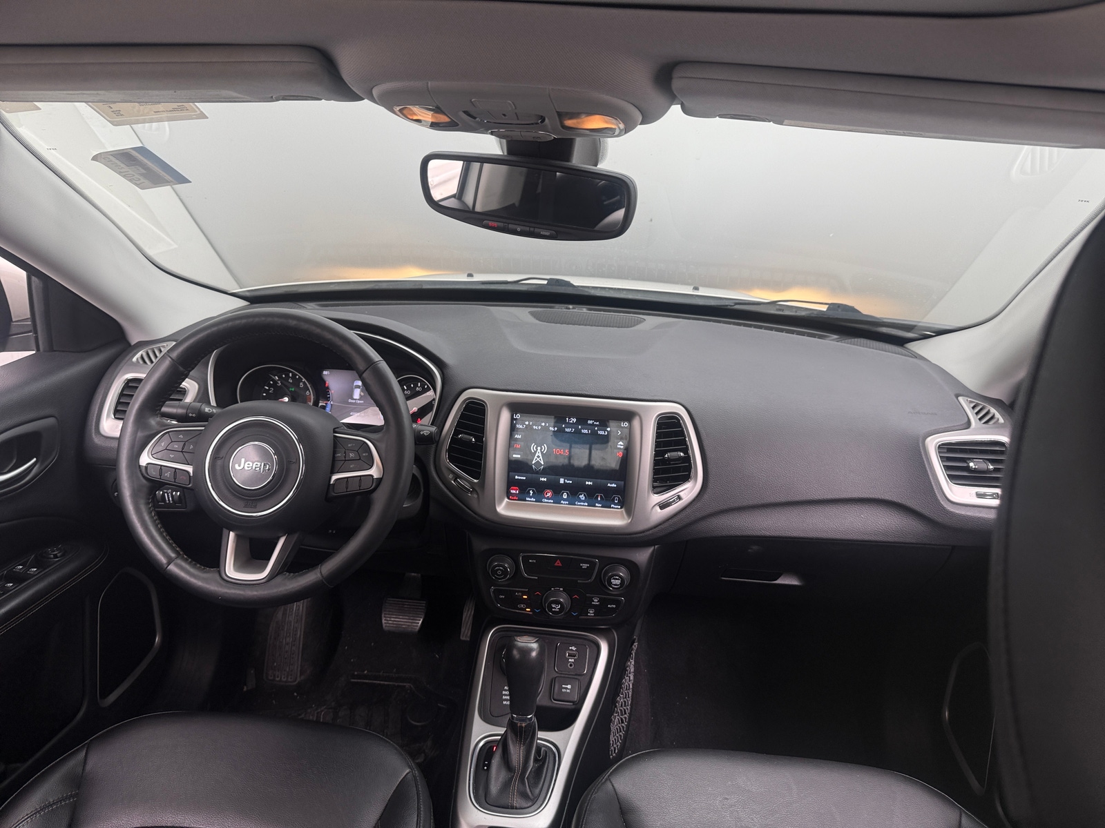 Thumbnail: 2018 Jeep Compass - 3