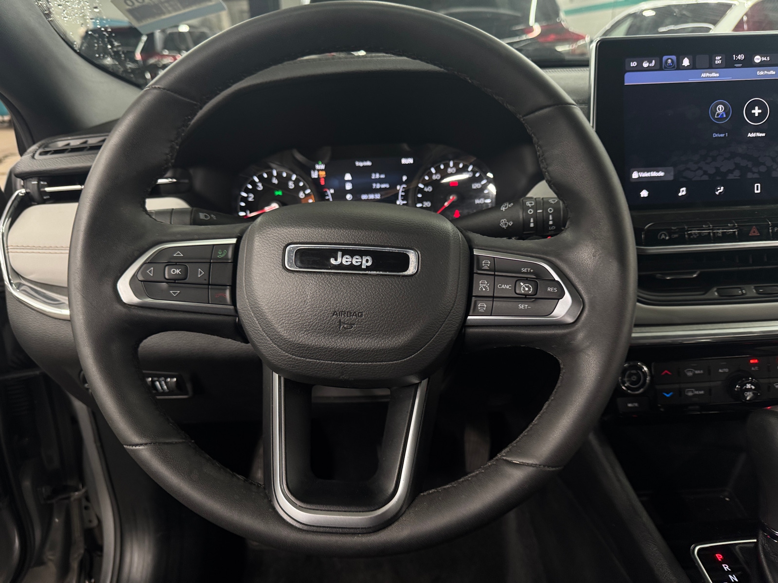 Thumbnail: 2023 Jeep Compass - 4