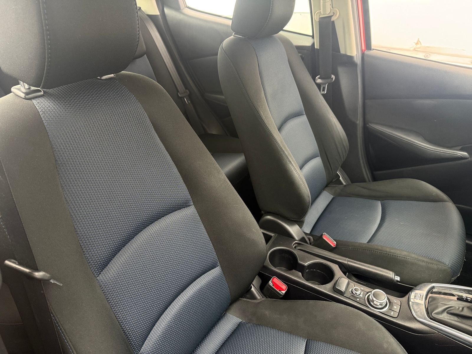 Thumbnail: 2017 Toyota Yaris iA - 2