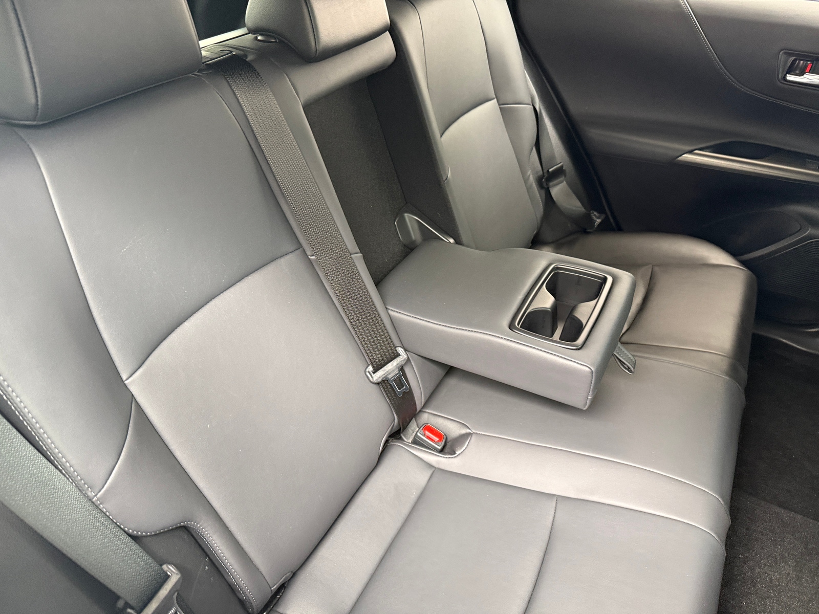 Thumbnail: 2022 Toyota Venza - 5