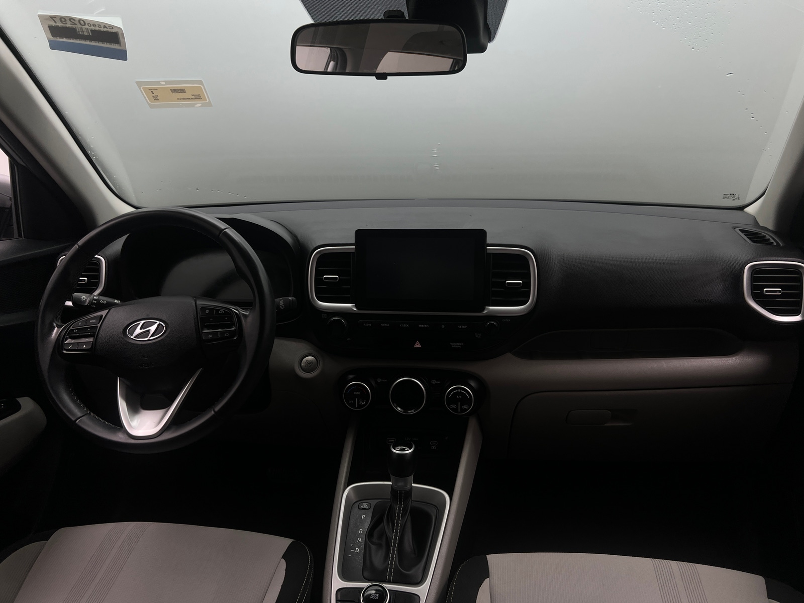 Thumbnail: 2024 Hyundai Venue - 3