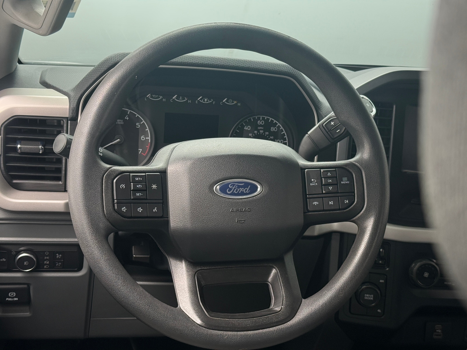 Thumbnail: 2022 Ford Econoline - 5