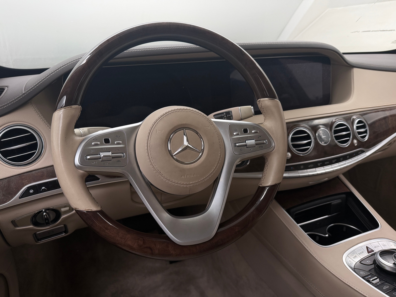 Thumbnail: 2018 Mercedes-Benz S-Class - 4