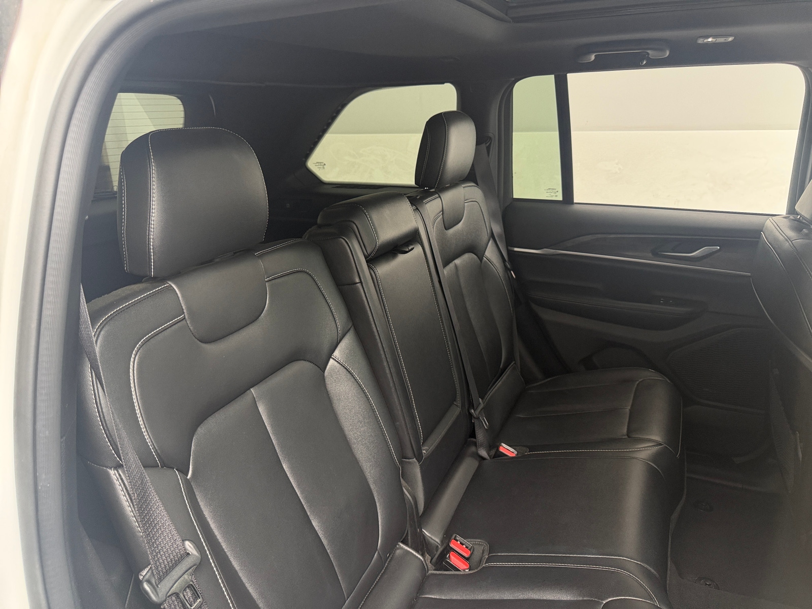 Thumbnail: 2024 Jeep Grand Cherokee - 5