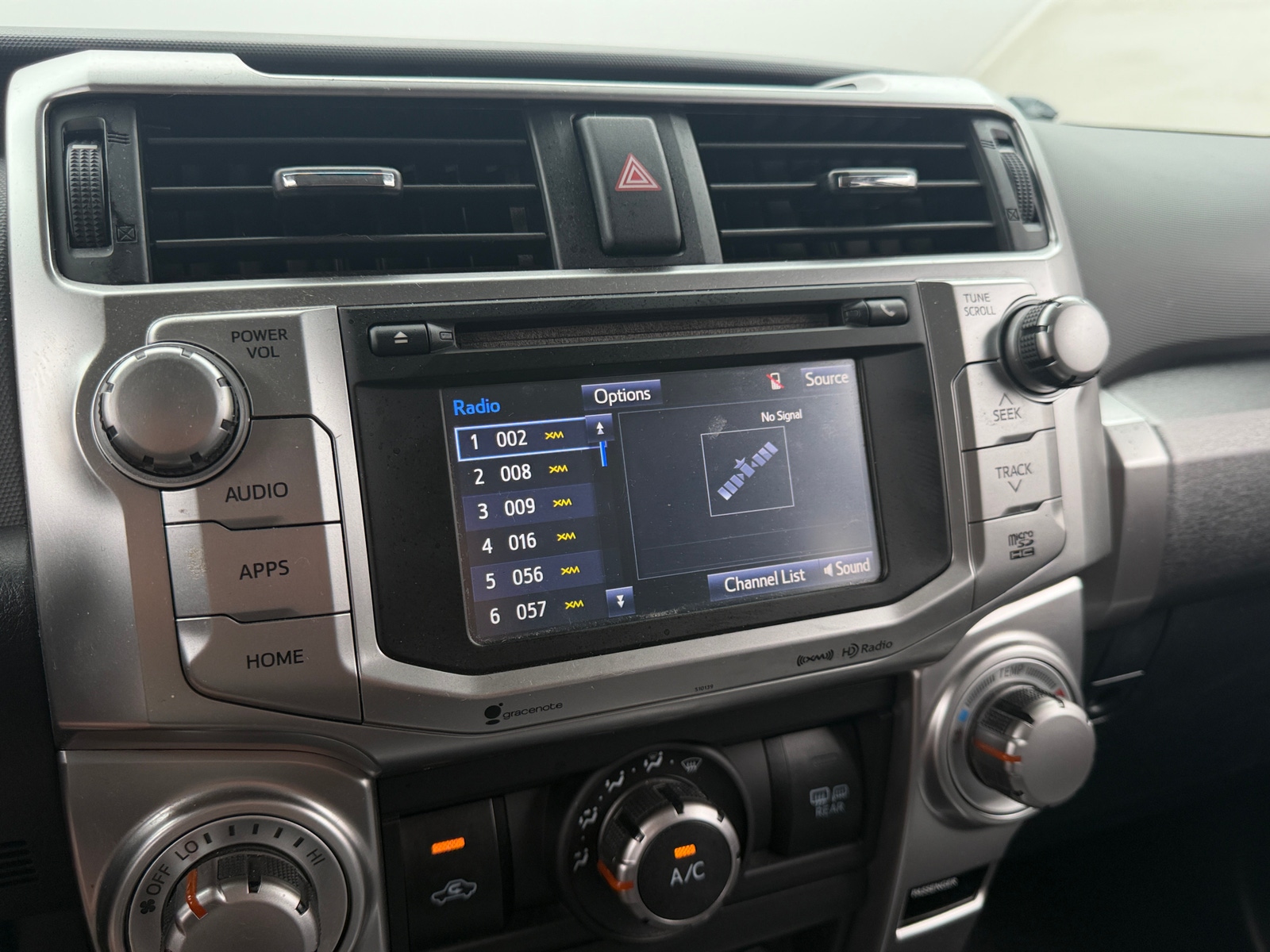 Thumbnail: 2017 Toyota 4Runner - 3