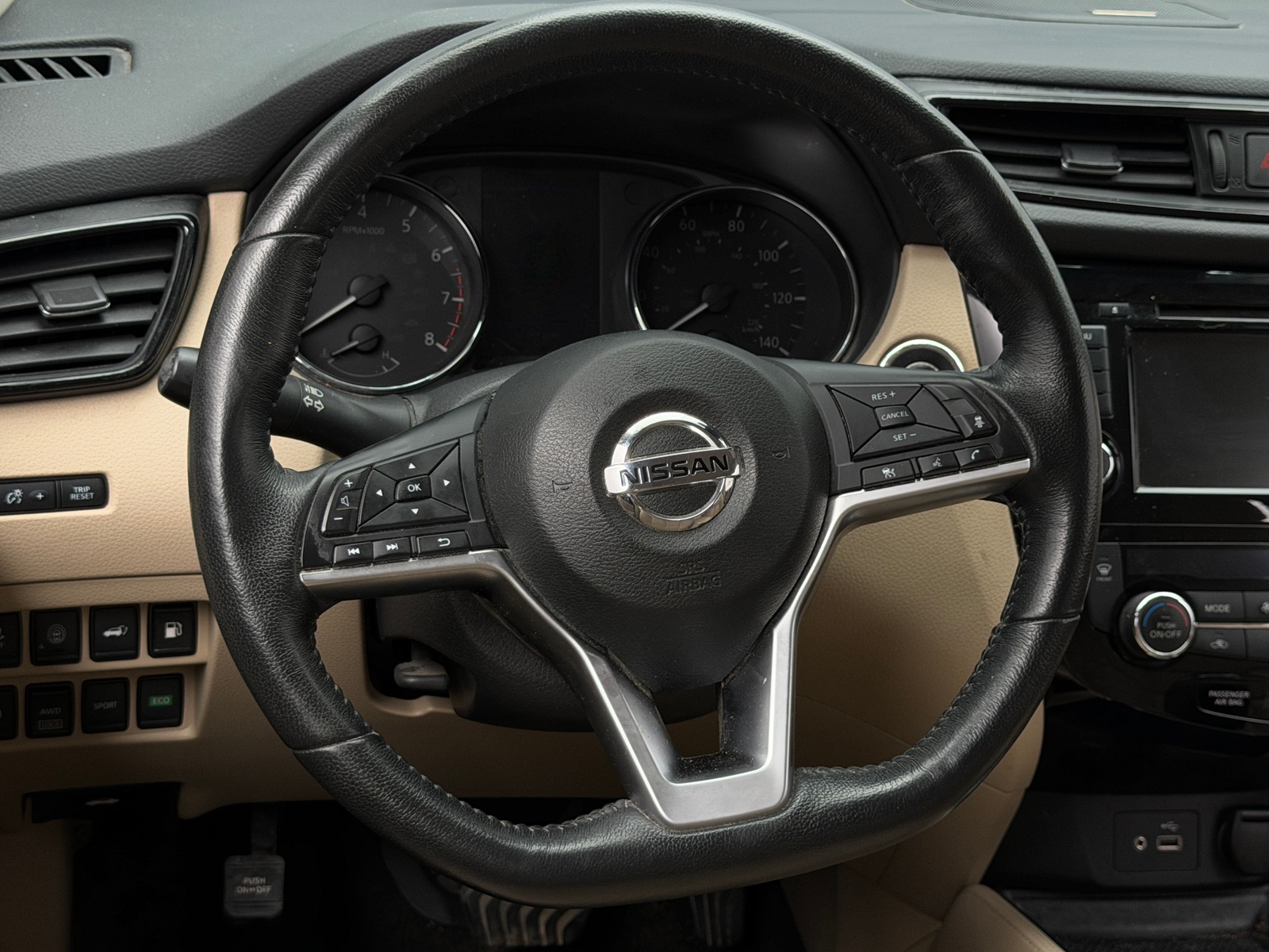 Thumbnail: 2018 Nissan Rogue - 4