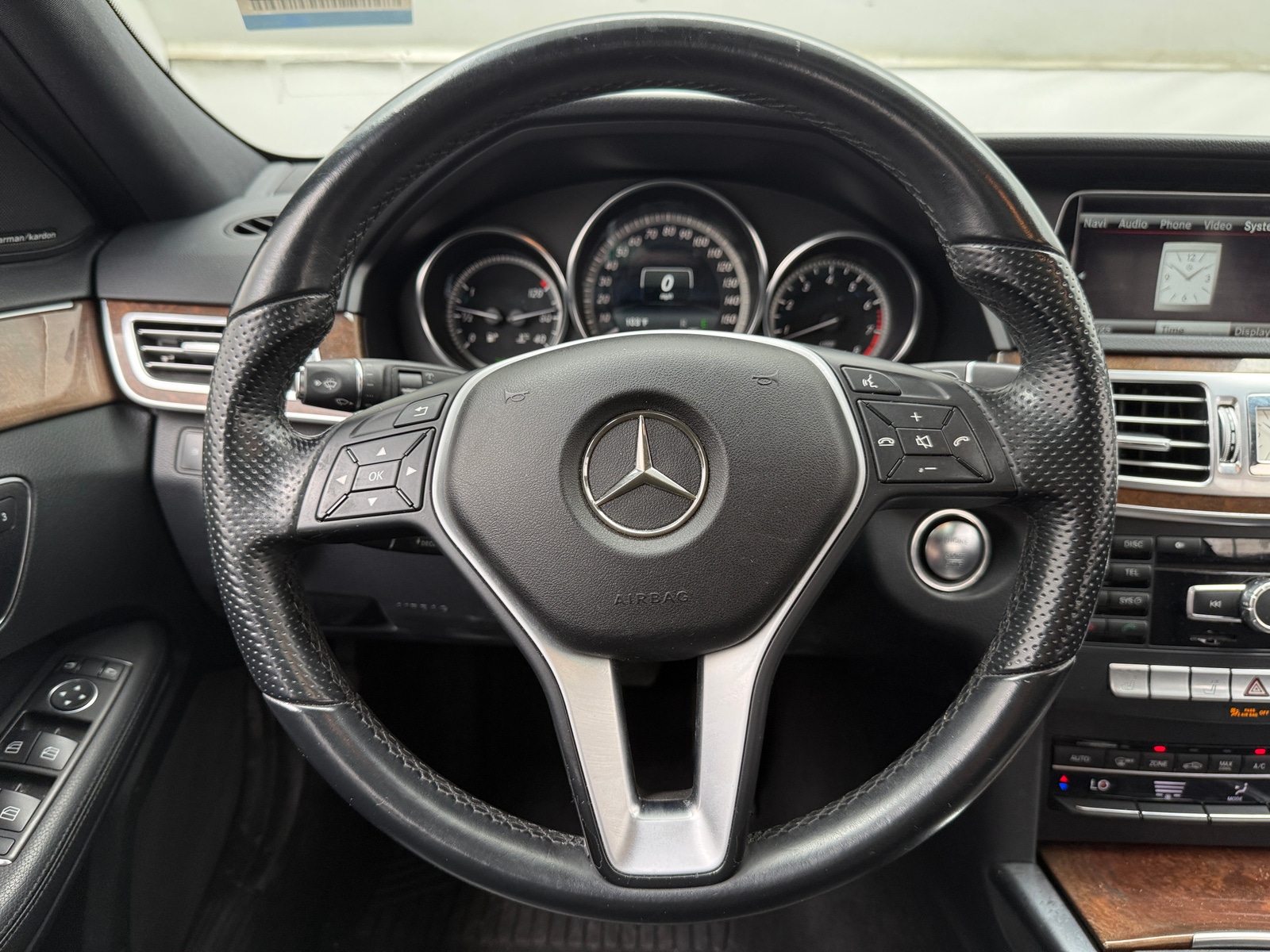 Thumbnail: 2014 Mercedes-Benz E-Class - 4