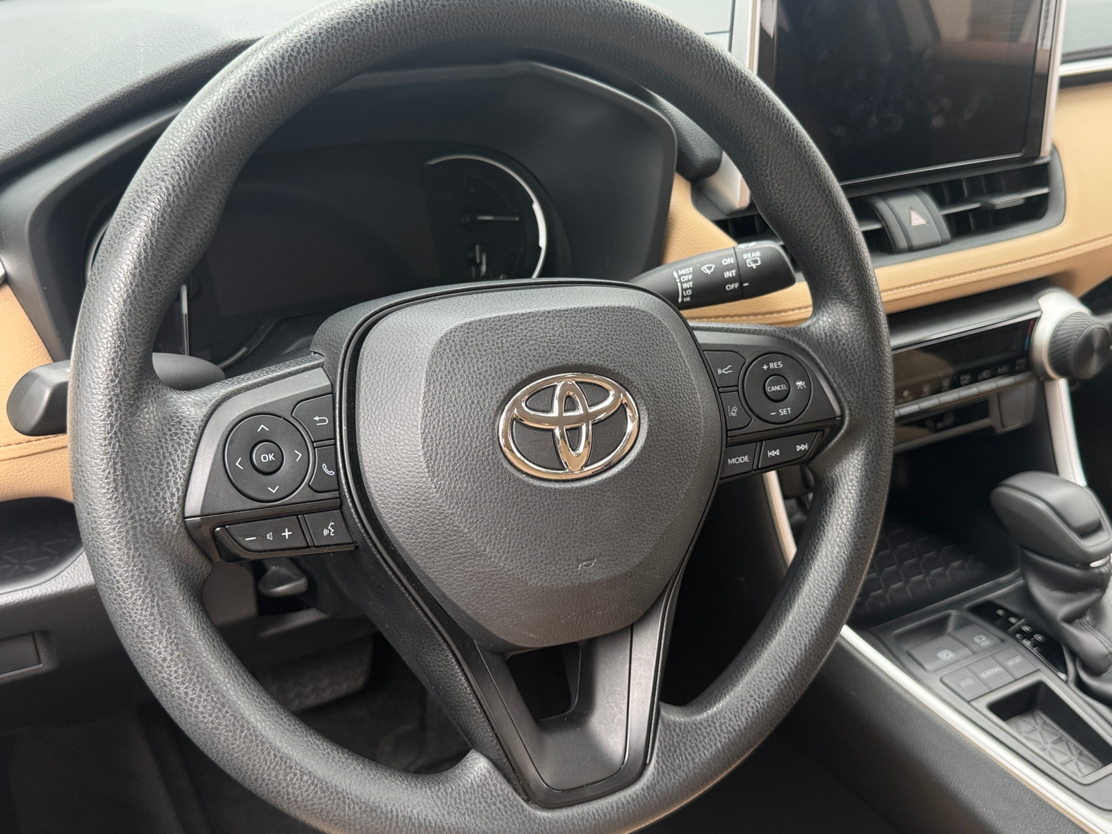 Thumbnail: 2023 Toyota RAV4 - 5