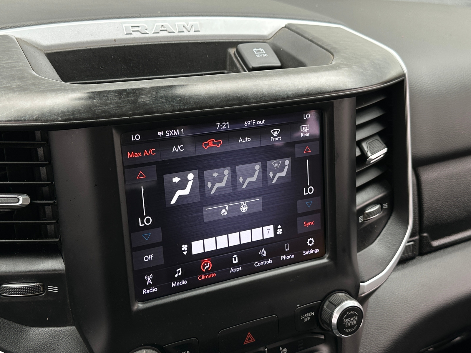 Thumbnail: 2020 RAM 1500 - 4