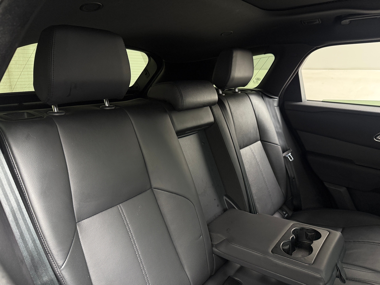 Thumbnail: 2025 Land Rover Range Rover Velar - 6