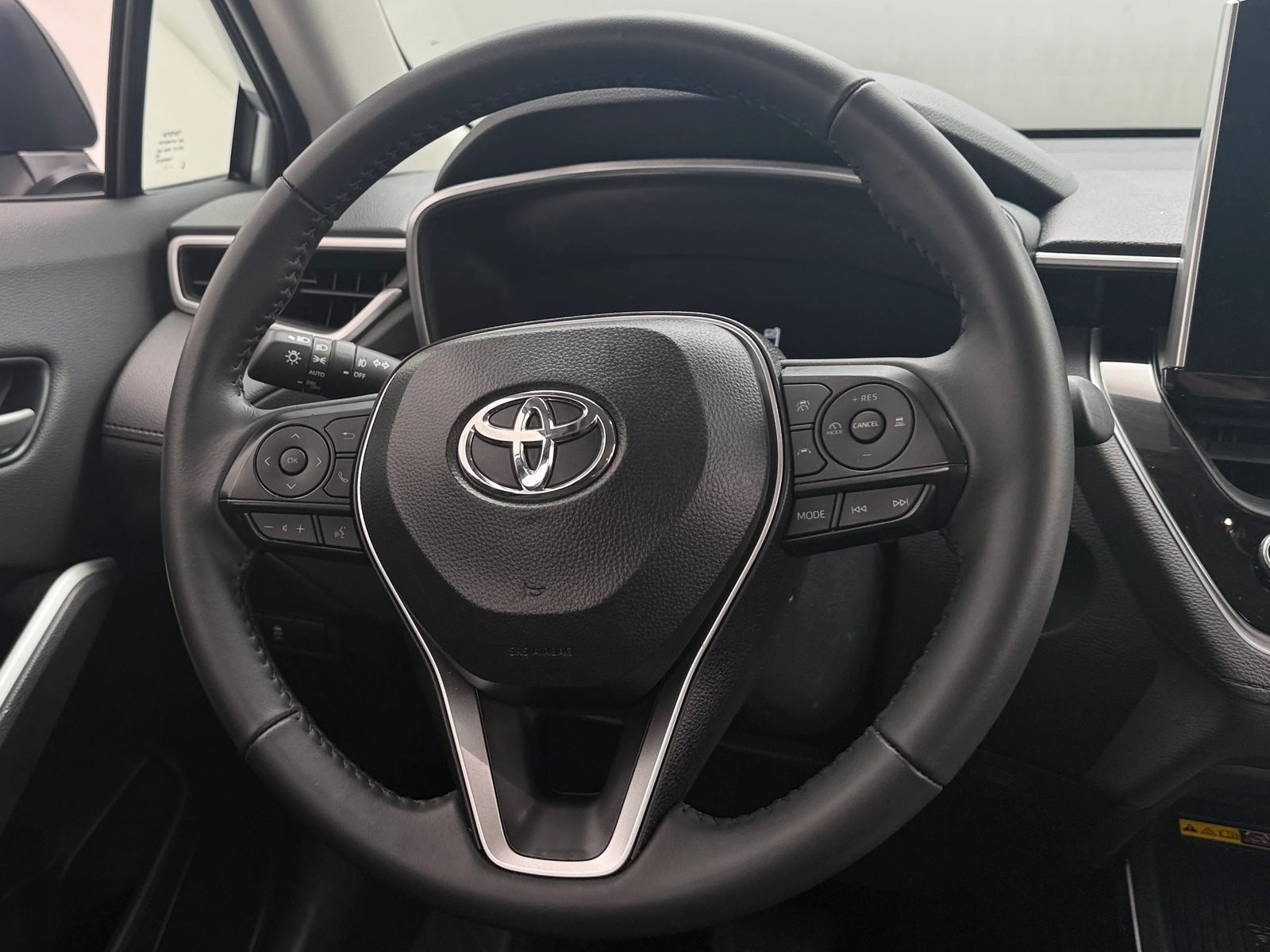 Thumbnail: 2026 Toyota Corolla Cross - 4