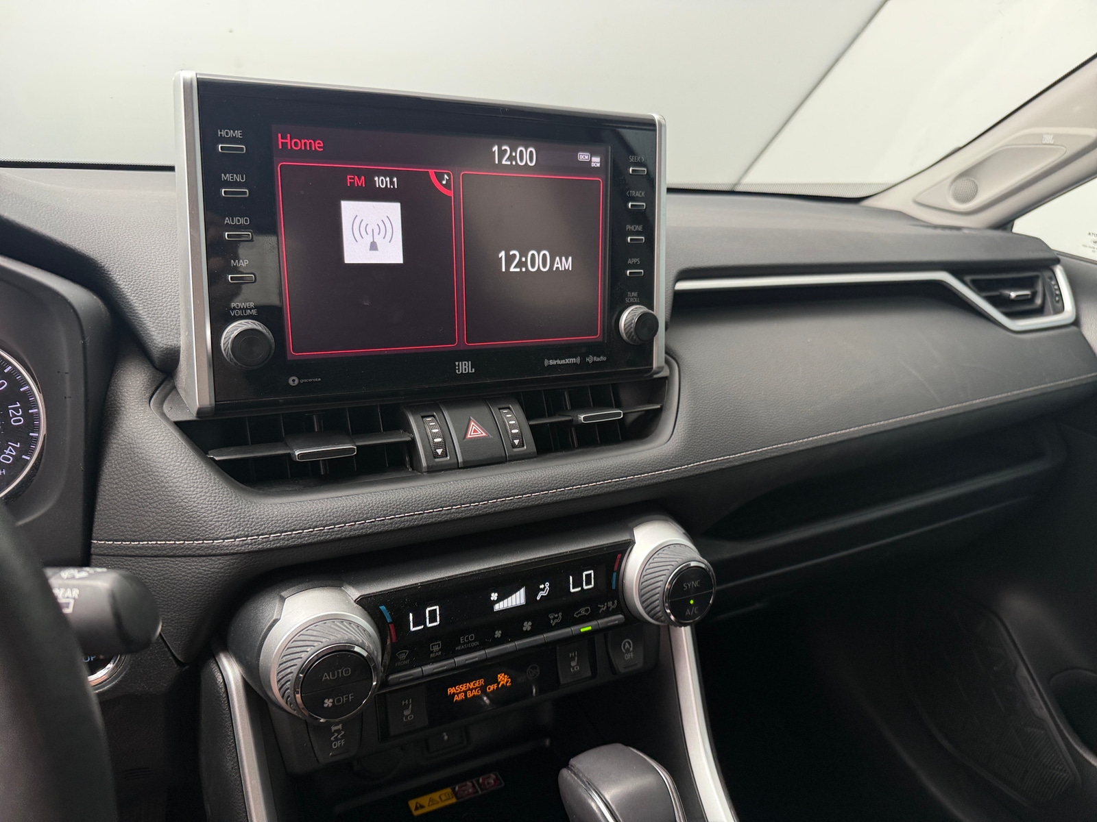 Thumbnail: 2022 Toyota RAV4 - 4