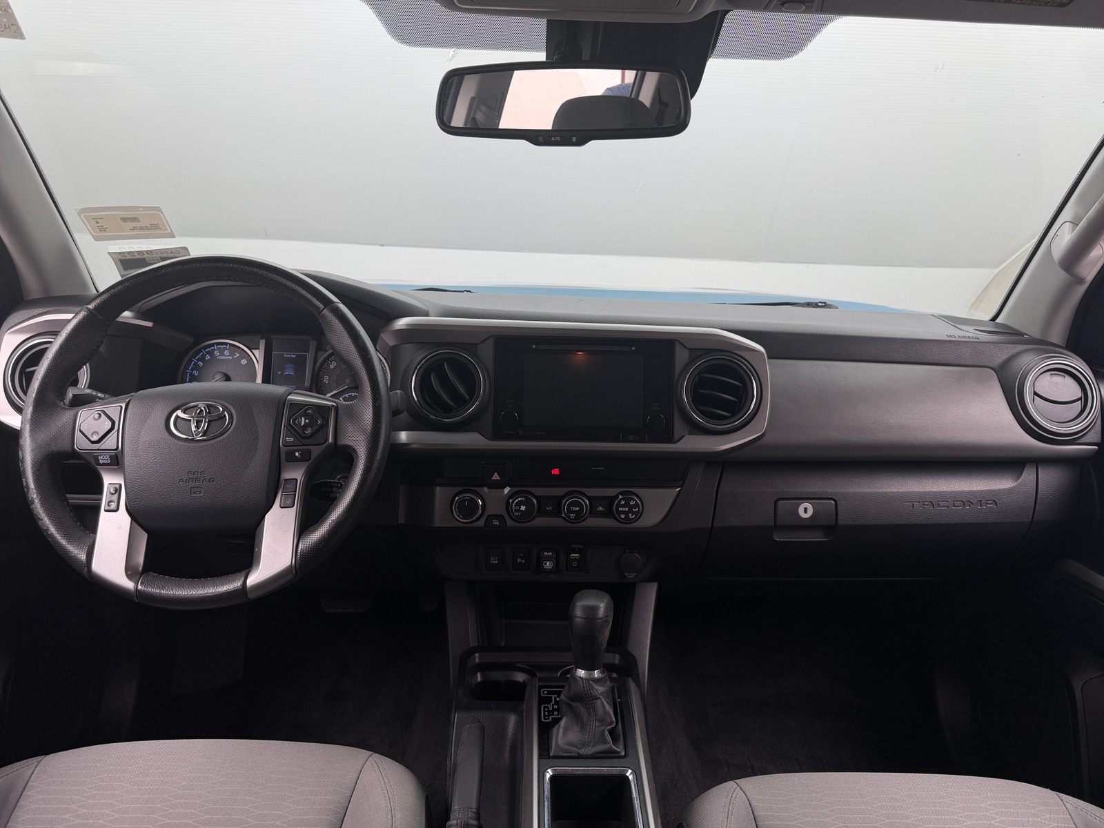Thumbnail: 2019 Toyota Tacoma - 3