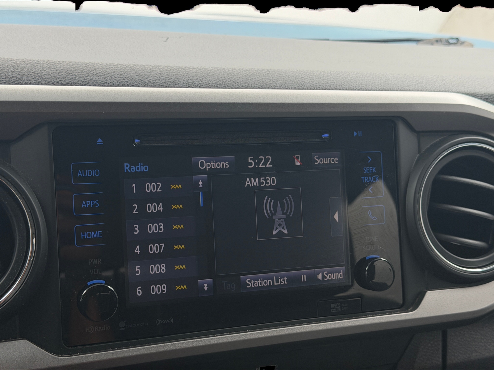 Thumbnail: 2019 Toyota Tacoma - 4