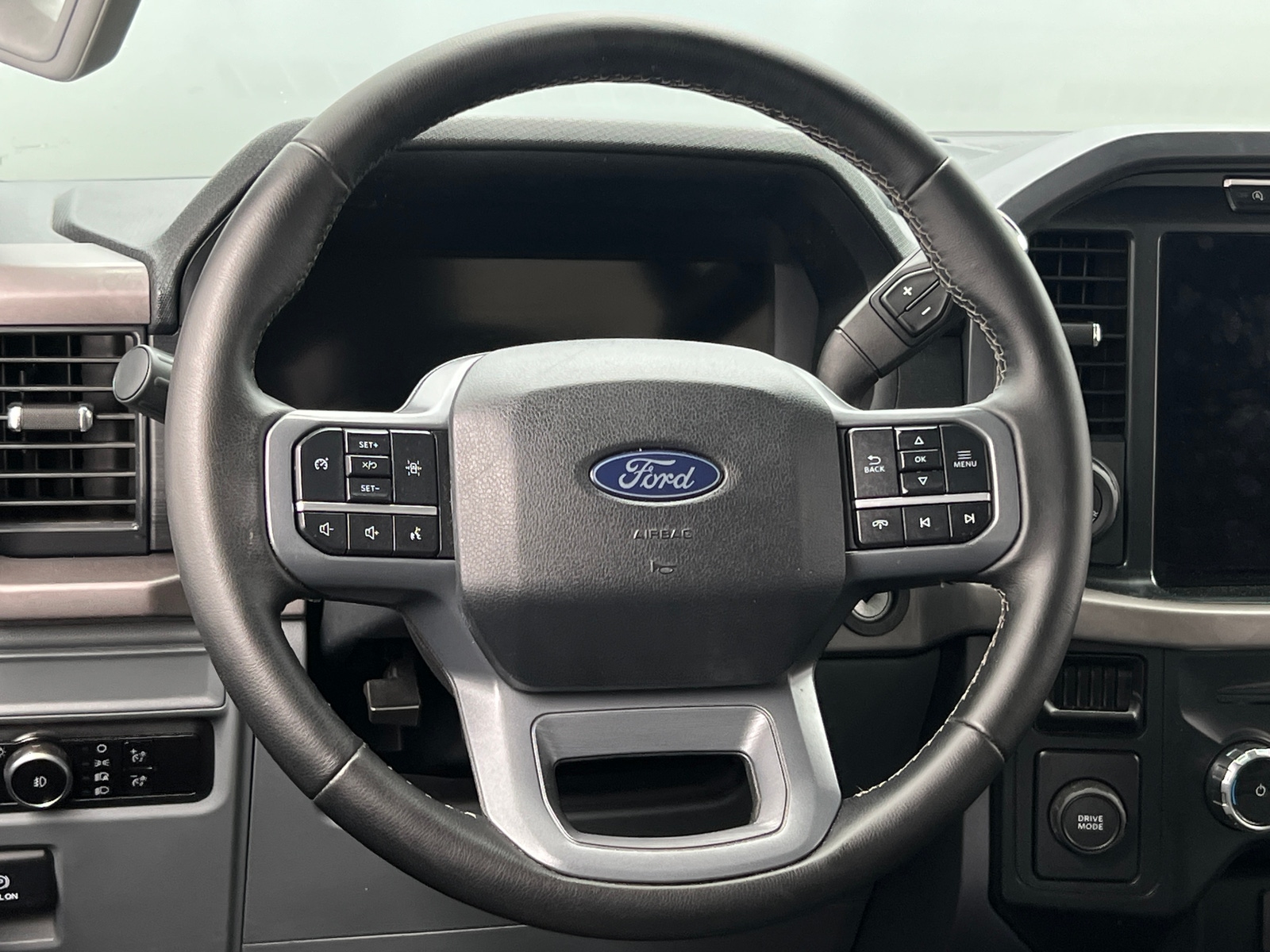 Thumbnail: 2024 Ford Econoline - 5