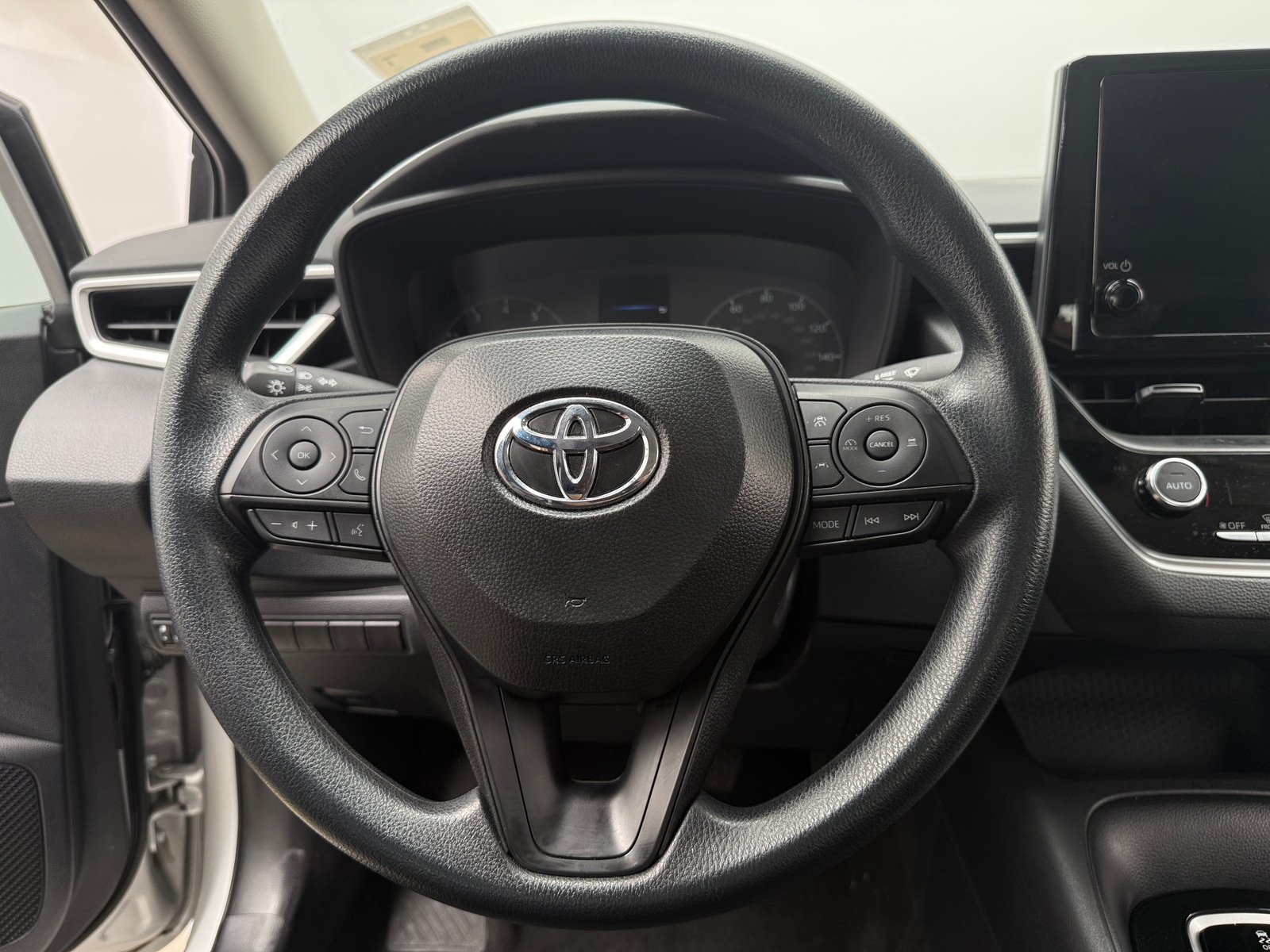 Thumbnail: 2025 Toyota Corolla - 5