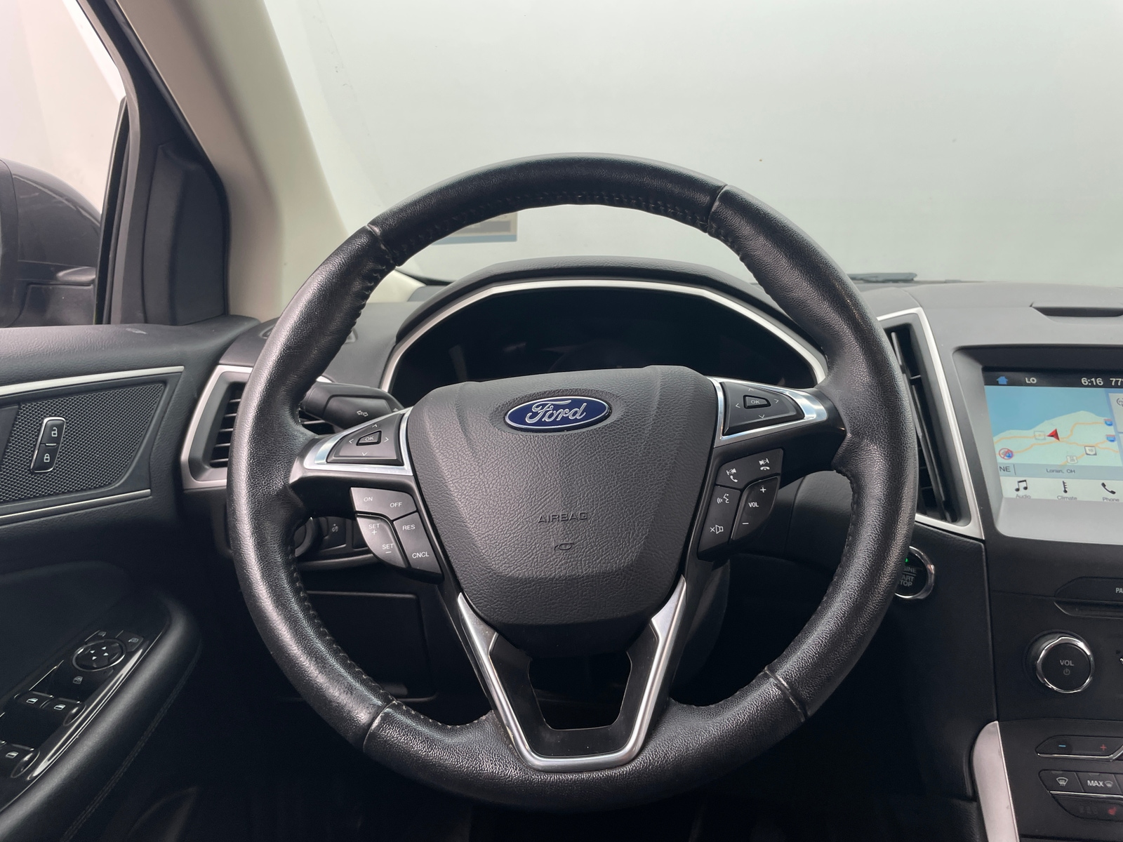 Thumbnail: 2018 Ford Edge - 4