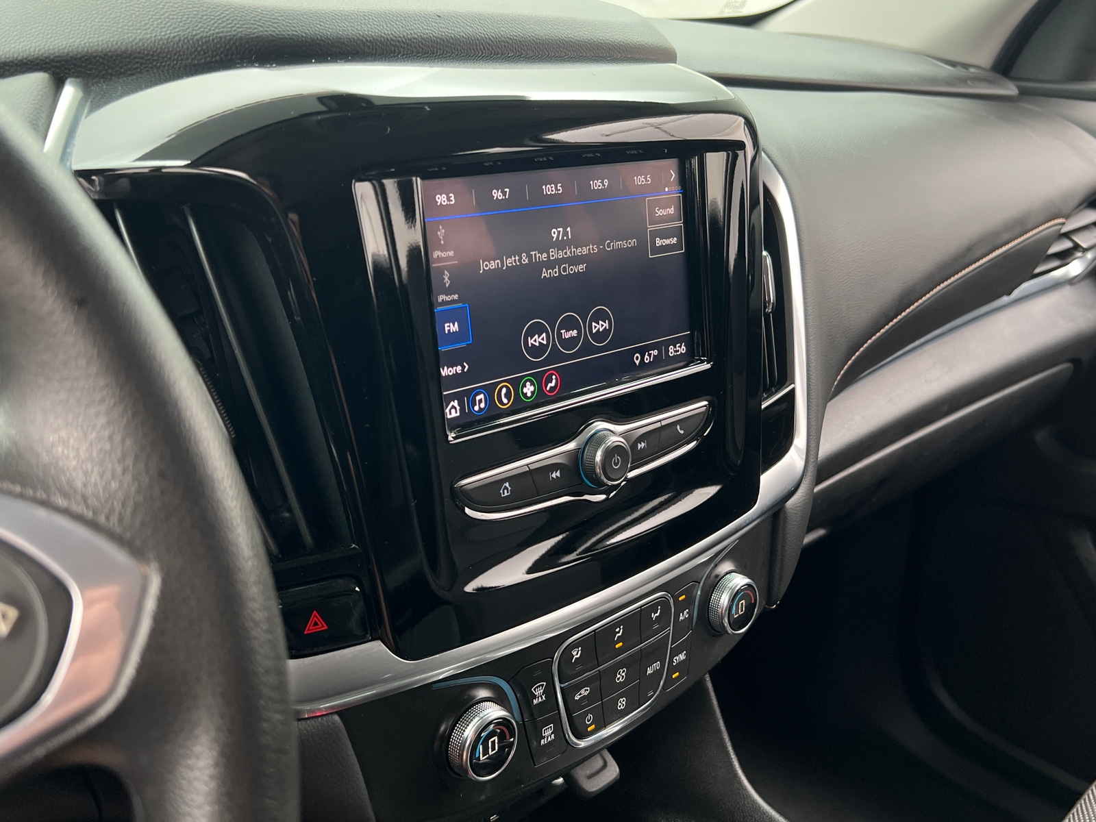 Thumbnail: 2021 Chevrolet Traverse - 4