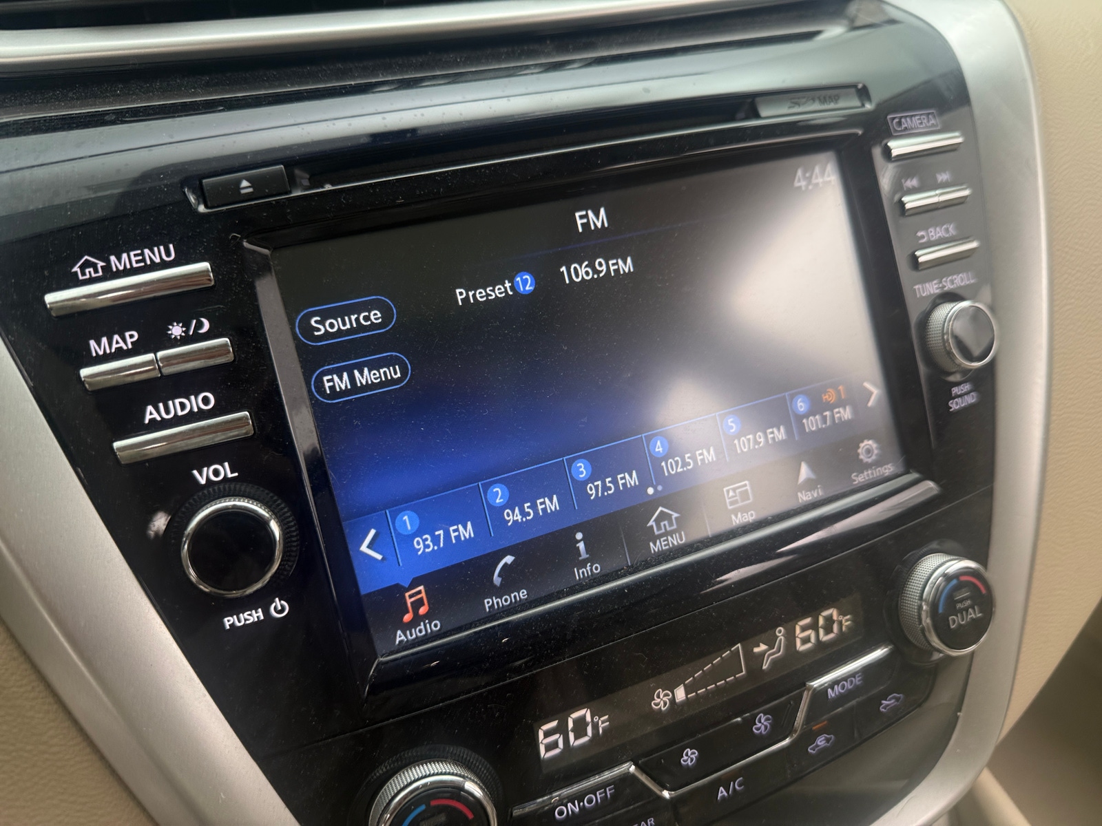 Thumbnail: 2015 Nissan Murano - 3