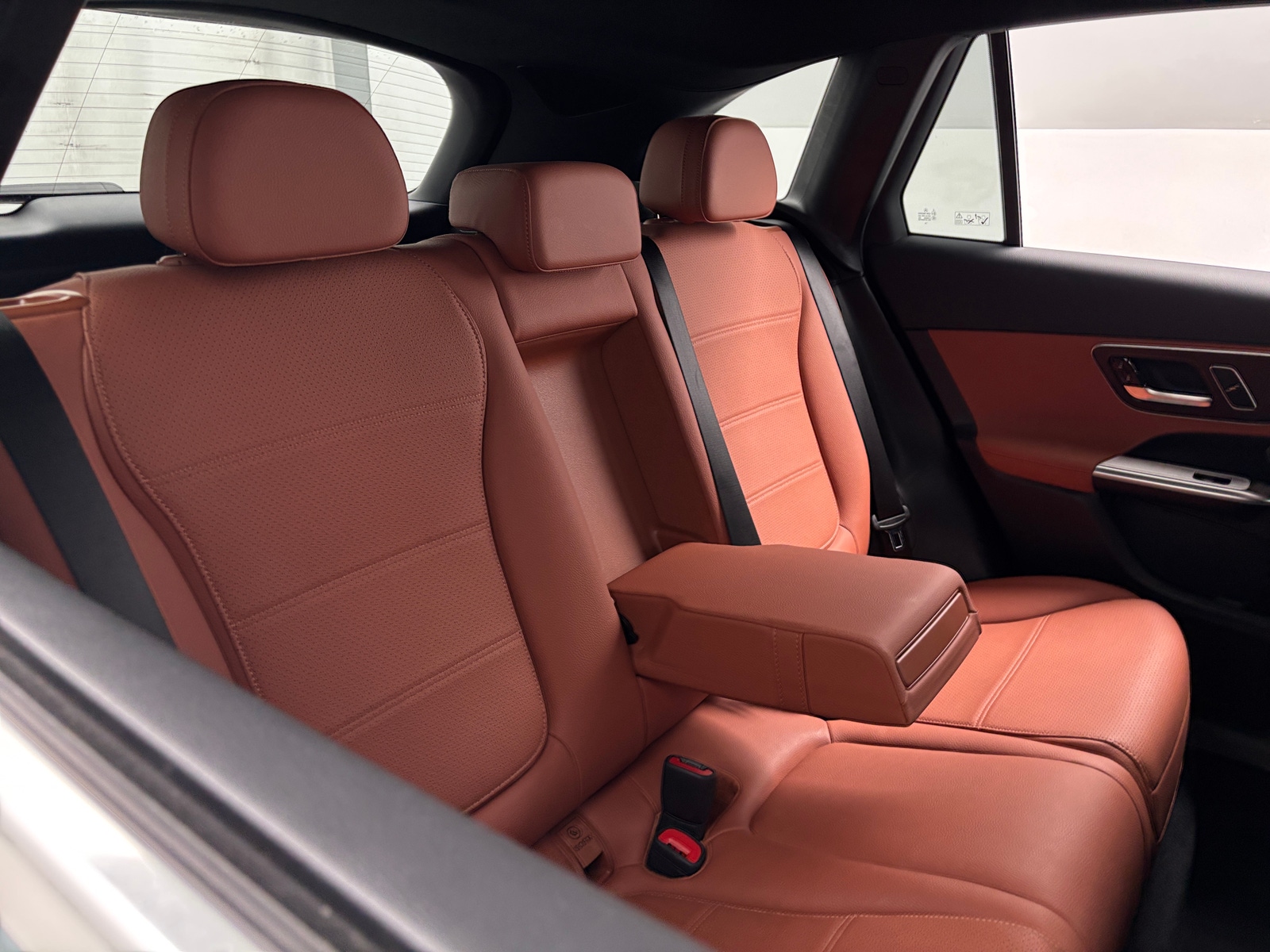 Thumbnail: 2026 Mercedes-Benz GLC - 5