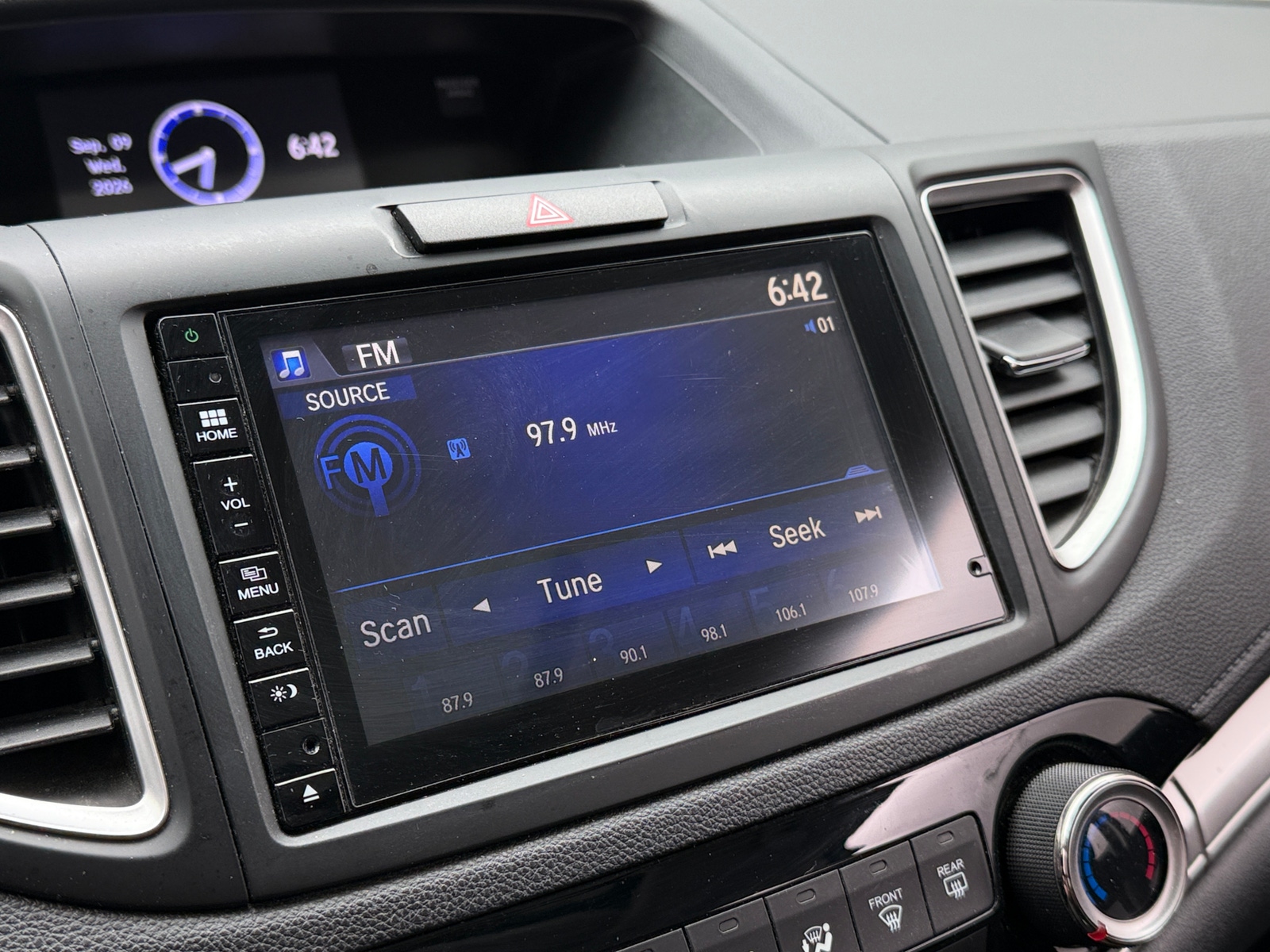Thumbnail: 2016 Honda CR-V - 4