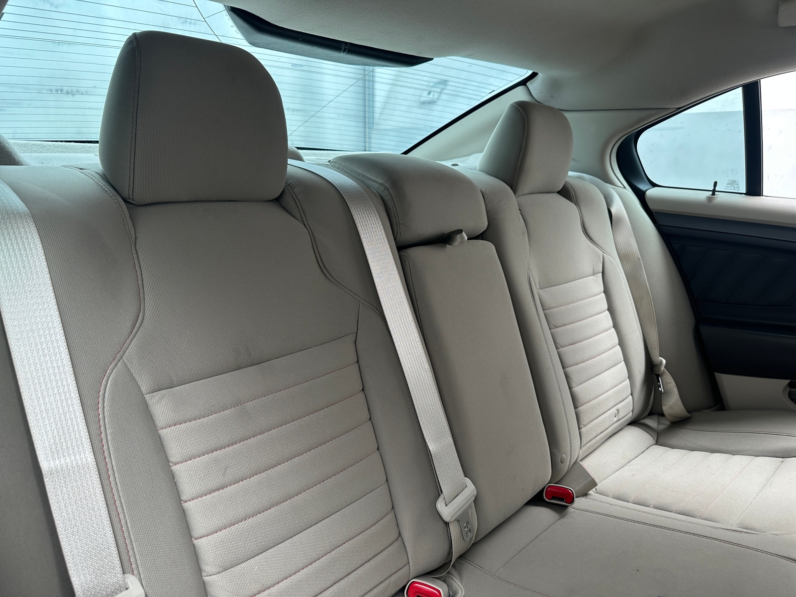 Thumbnail: 2010 Ford Taurus - 6