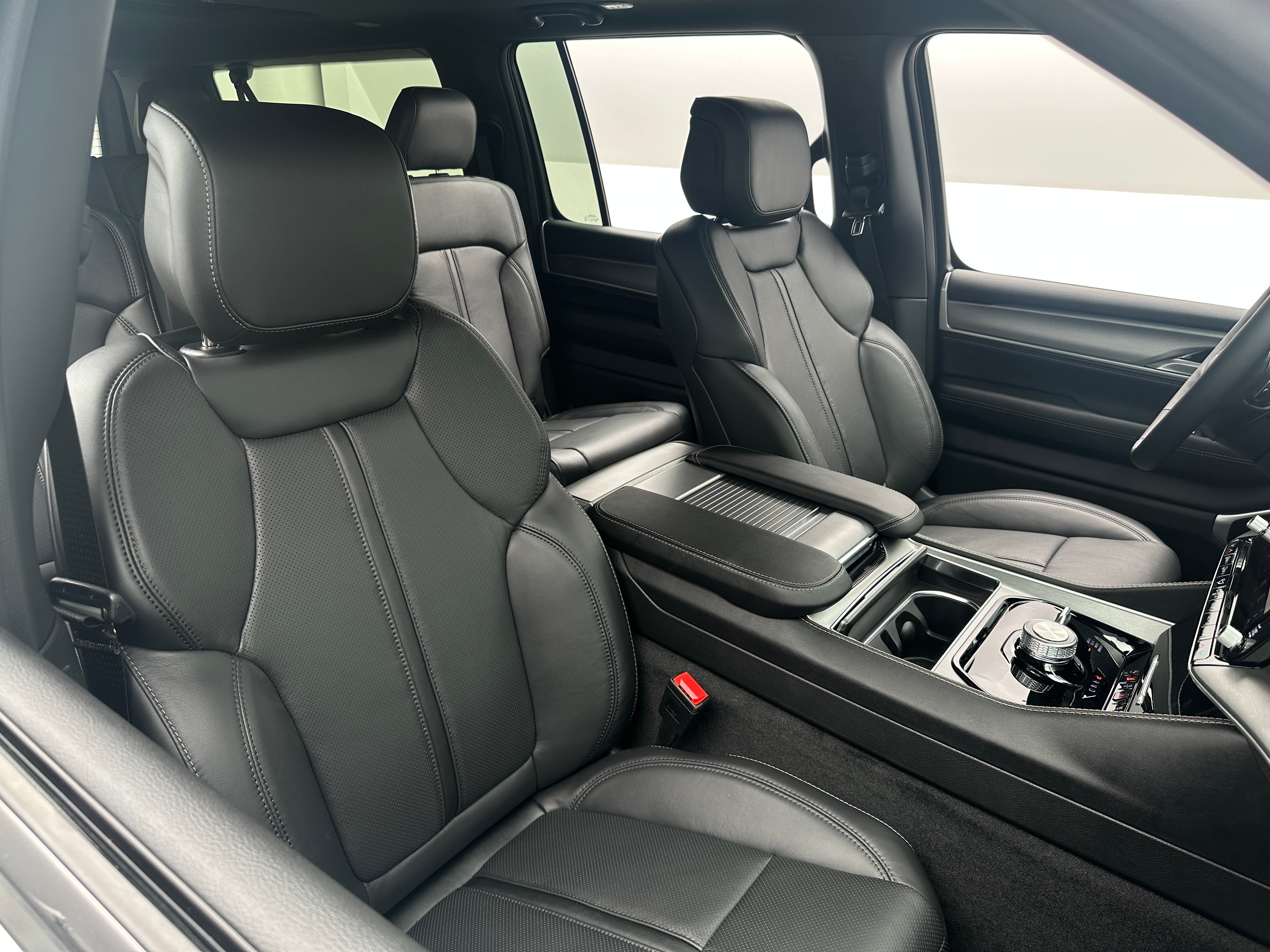 2026 Jeep Grand Wagoneer L