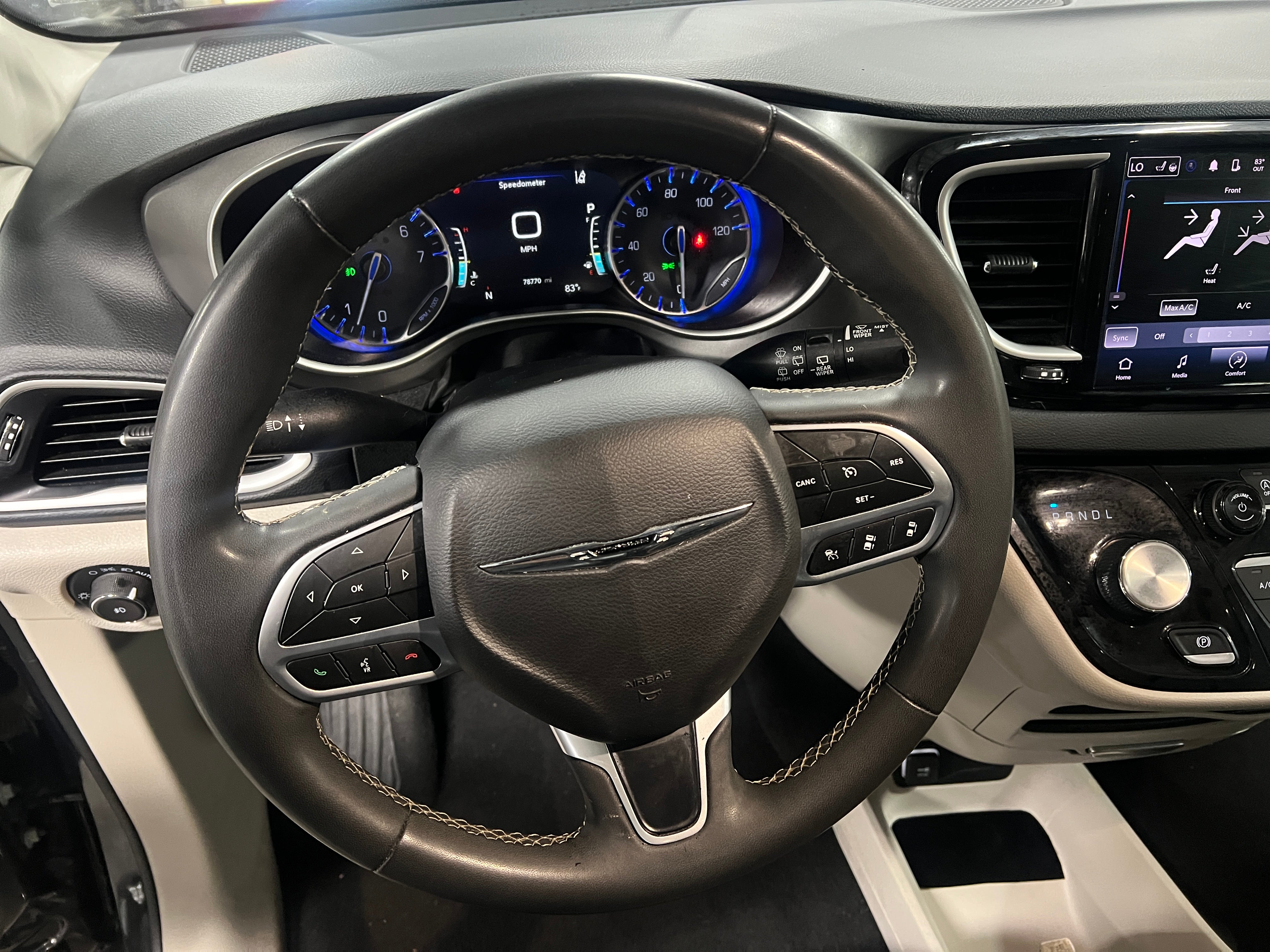 2023 Chrysler Pacifica Touring L