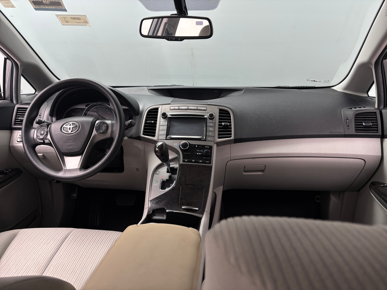 Thumbnail: 2015 Toyota Venza - 3