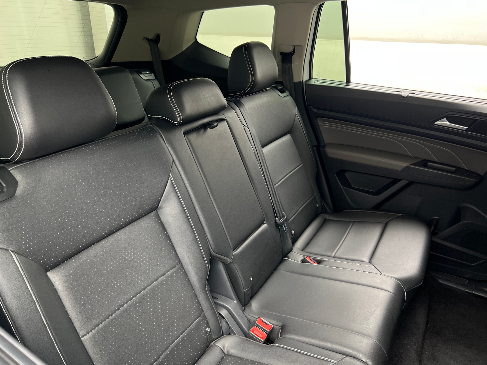 Thumbnail: 2023 Volkswagen Atlas - 5