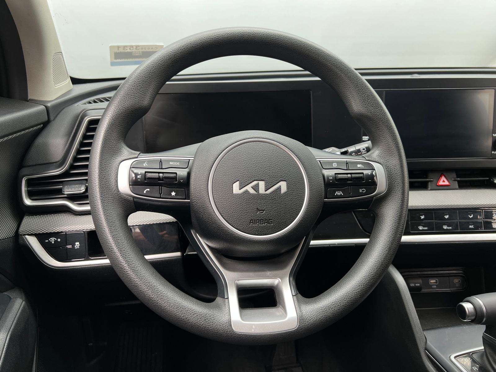 Thumbnail: 2023 Kia Sportage - 5