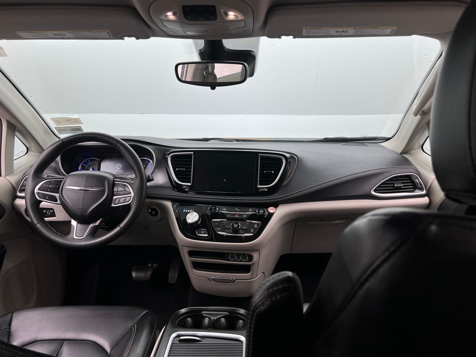 Thumbnail: 2023 Chrysler Pacifica - 2
