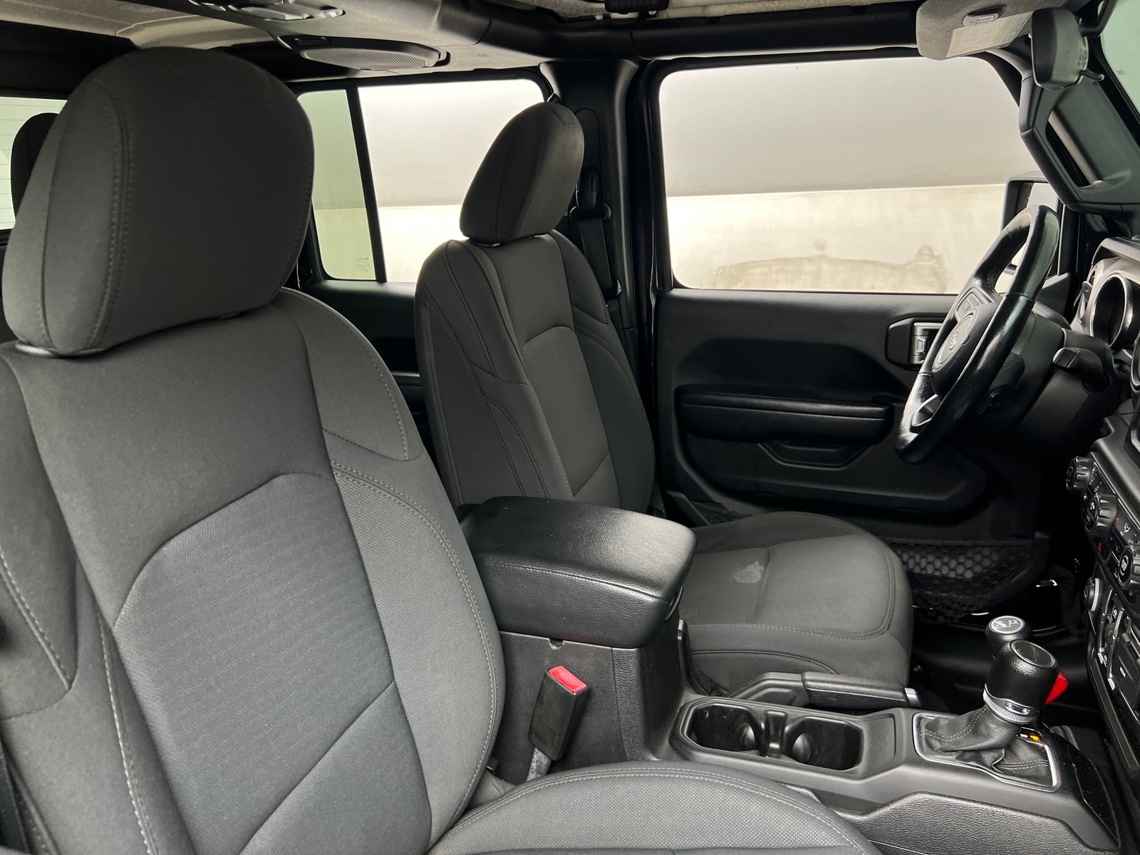 Thumbnail: 2020 Jeep Gladiator - 2