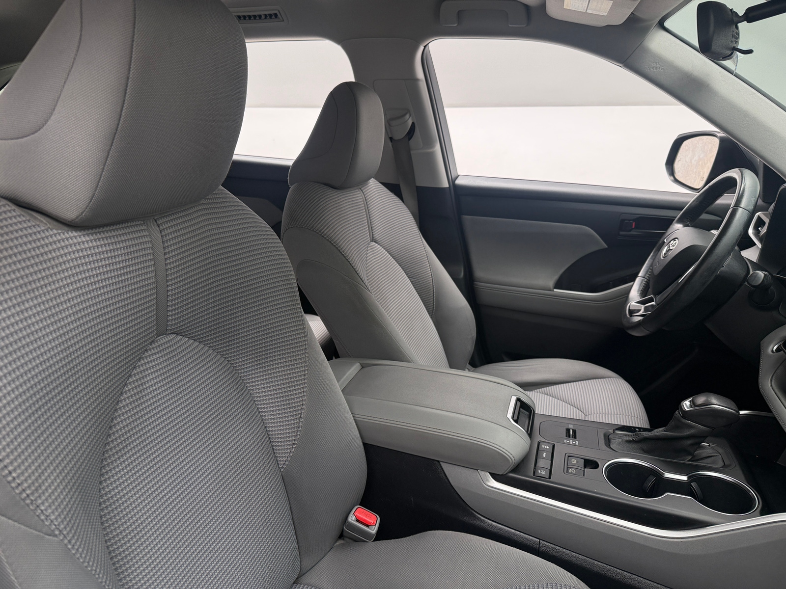 Thumbnail: 2021 Toyota Highlander - 2