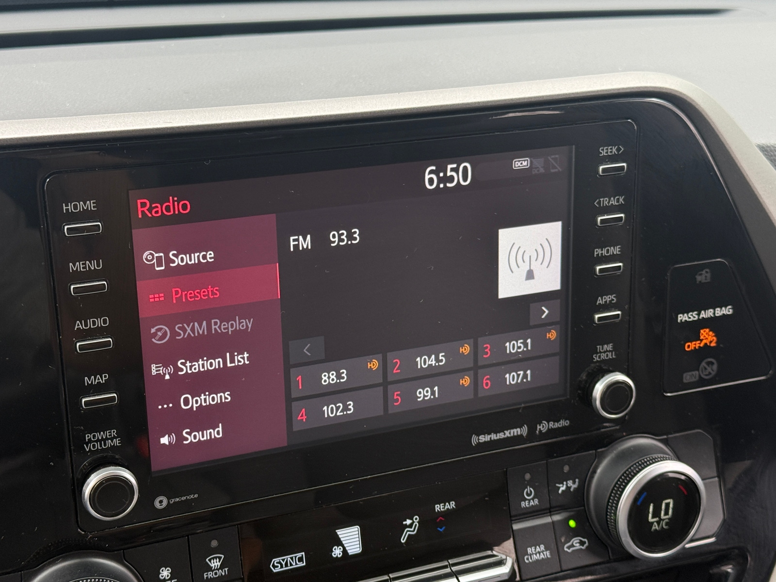 Thumbnail: 2021 Toyota Highlander - 4