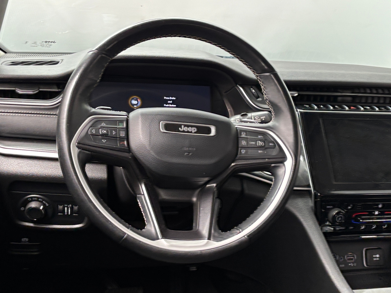 Thumbnail: 2022 Jeep Grand Cherokee L - 5