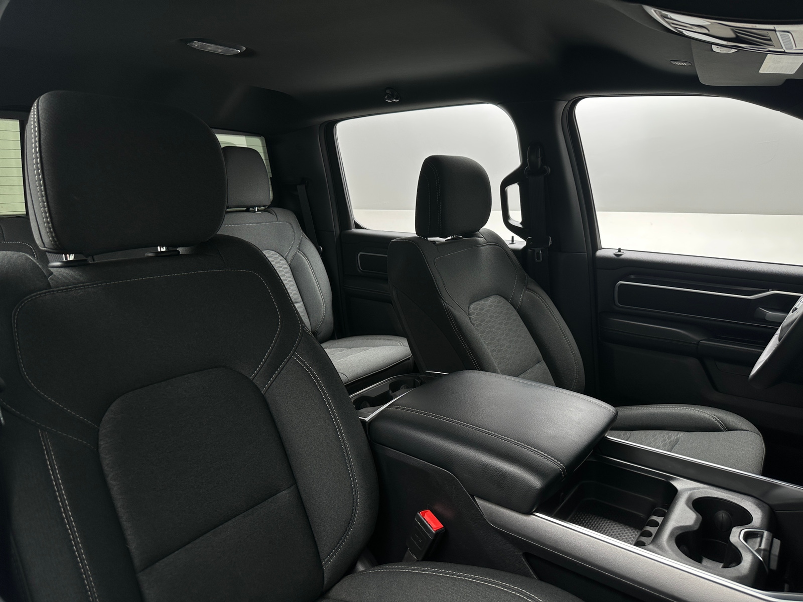 Thumbnail: 2025 RAM 1500 - 2
