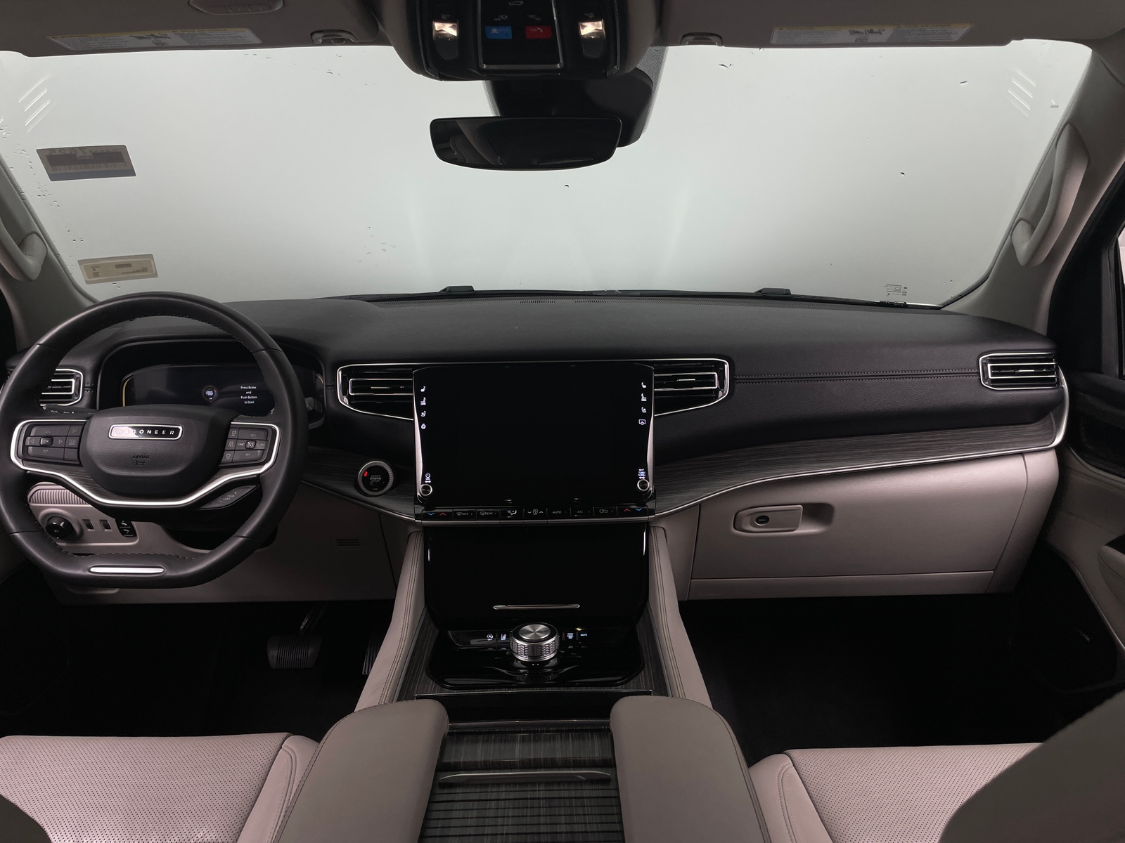 Thumbnail: 2024 Jeep Wagoneer - 2