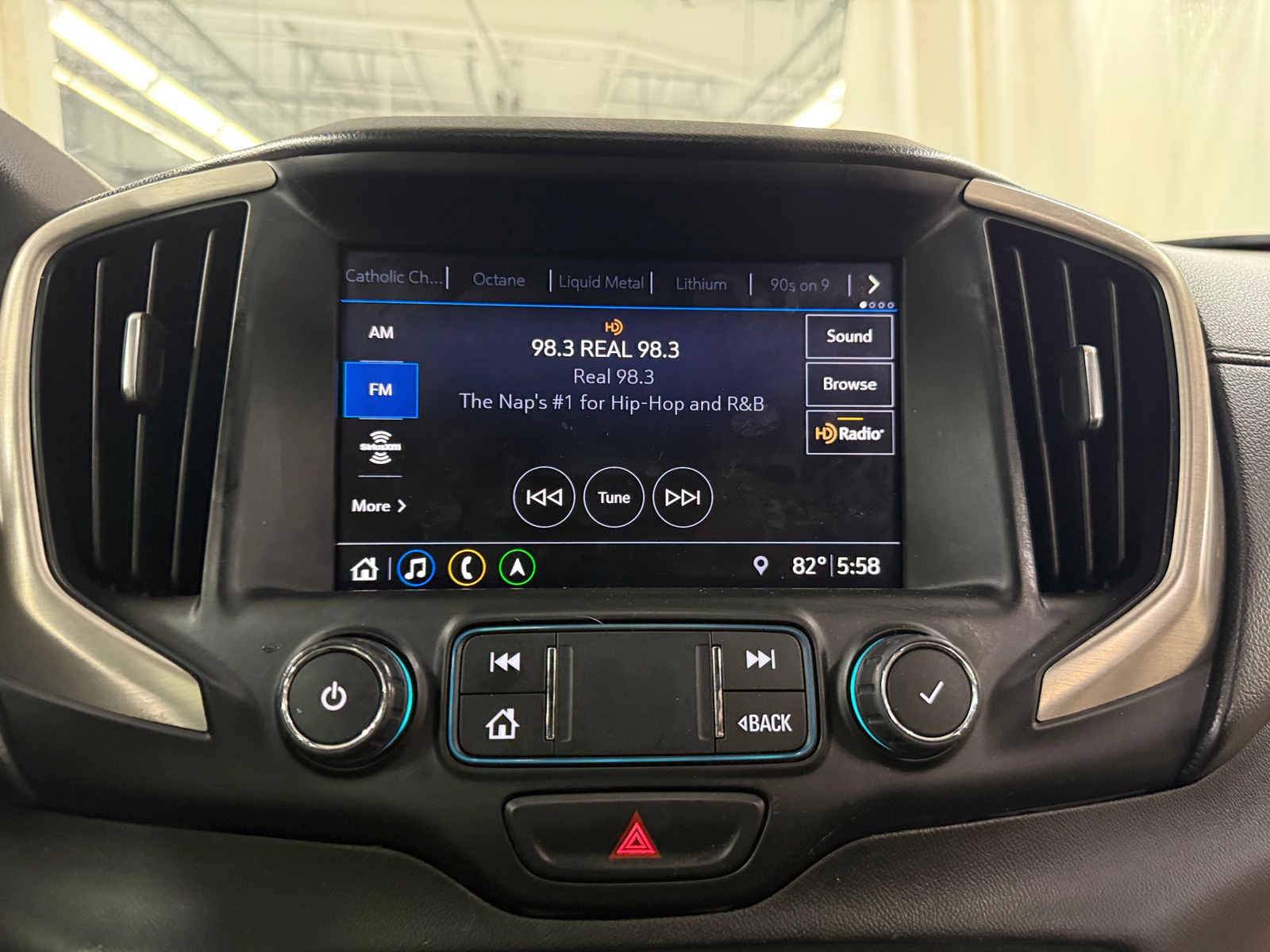 Thumbnail: 2020 GMC Terrain - 3
