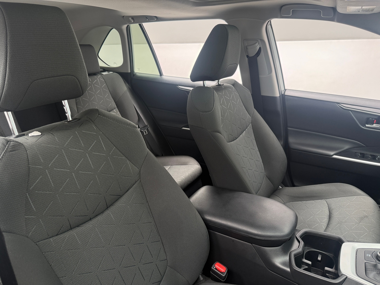 Thumbnail: 2022 Toyota RAV4 - 2