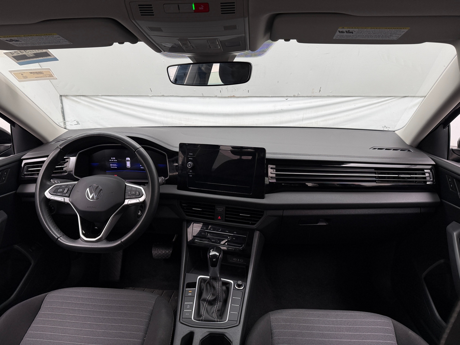 Thumbnail: 2025 Volkswagen Jetta - 3