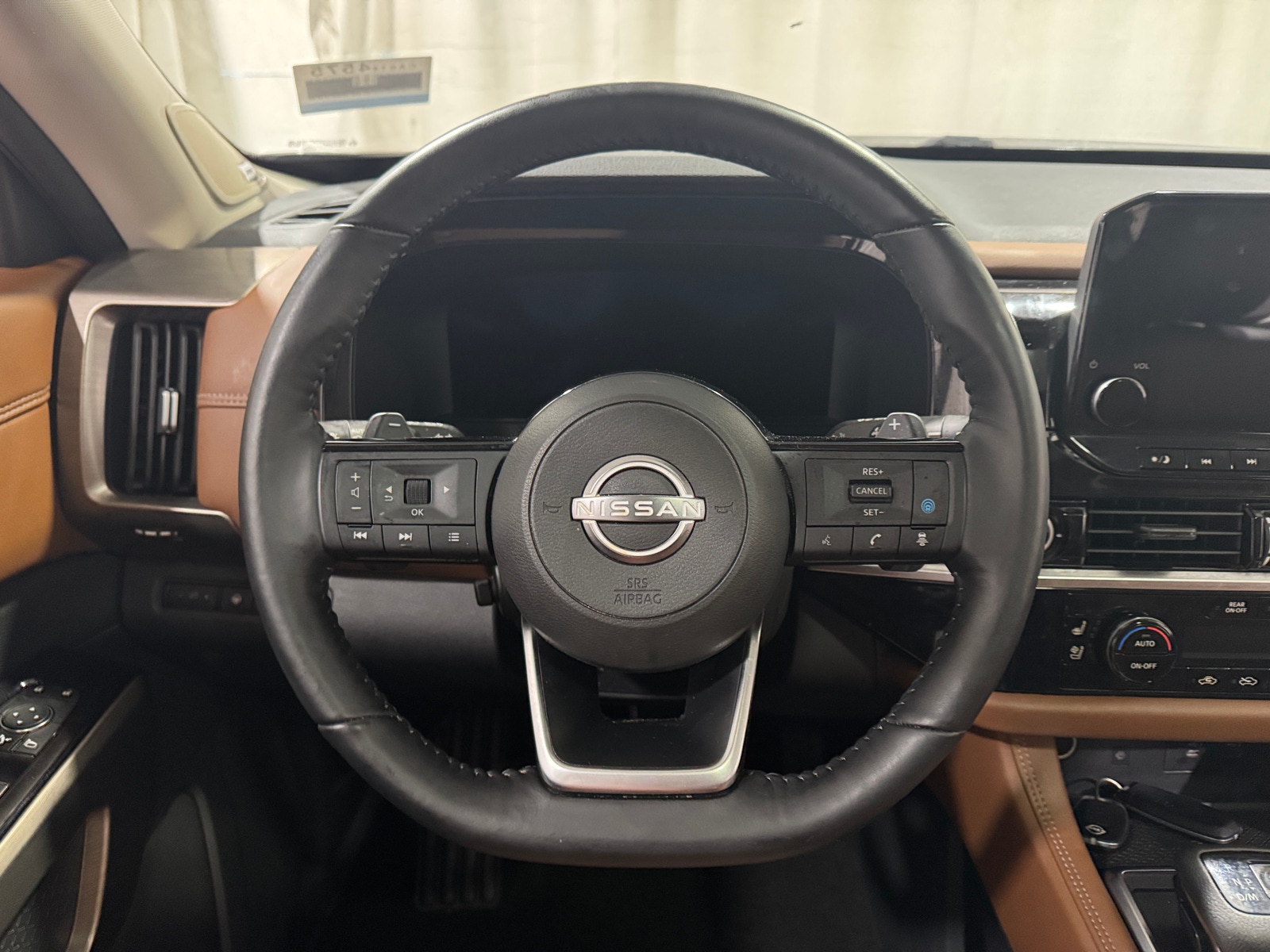 Thumbnail: 2023 Nissan Pathfinder - 4